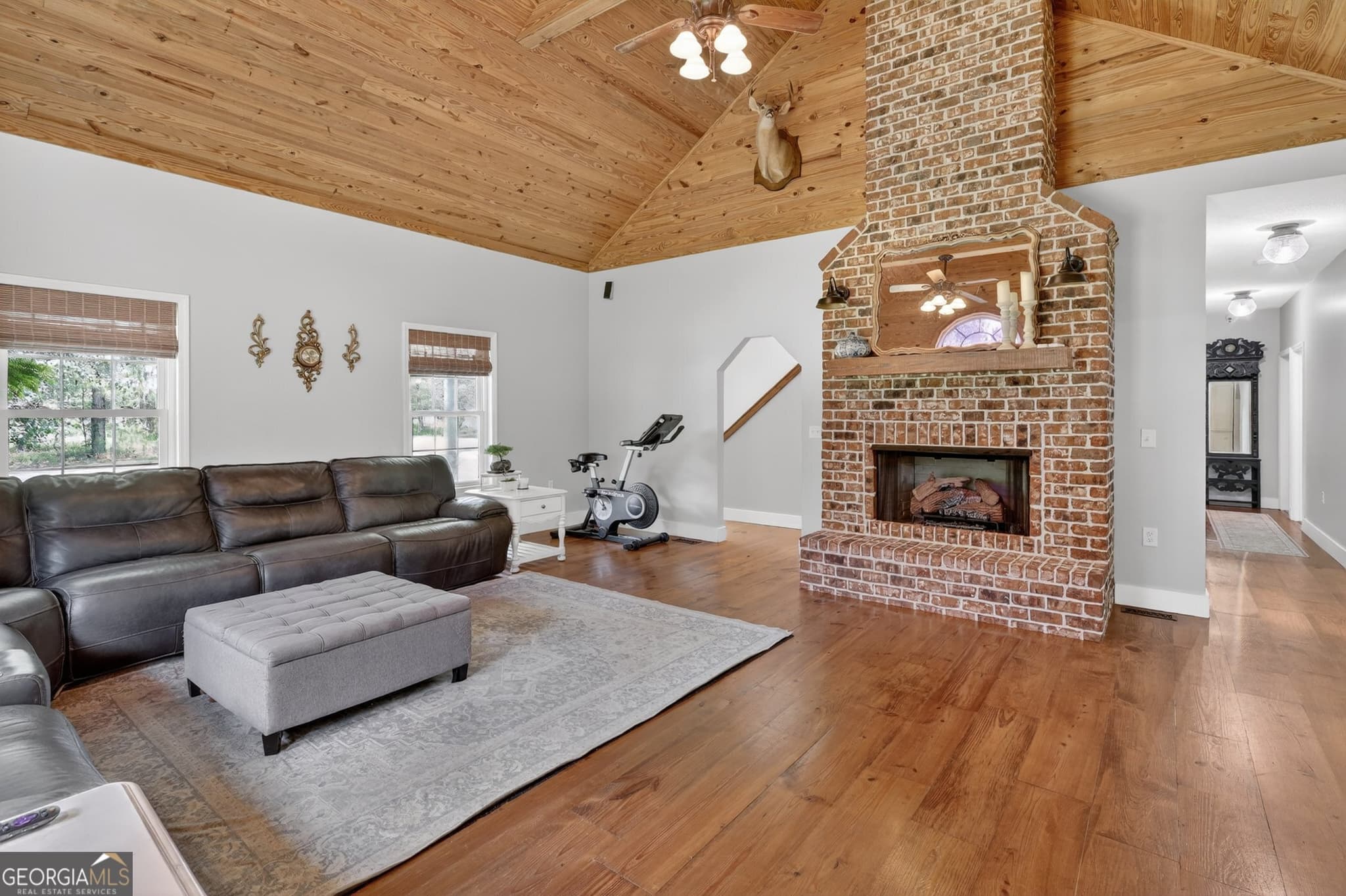 4 bedroom, 3 bathroom, 4,297 sq ft single family residence for sale at 300 Johnson Drive, Sylvania, GA 30467 — photo 4