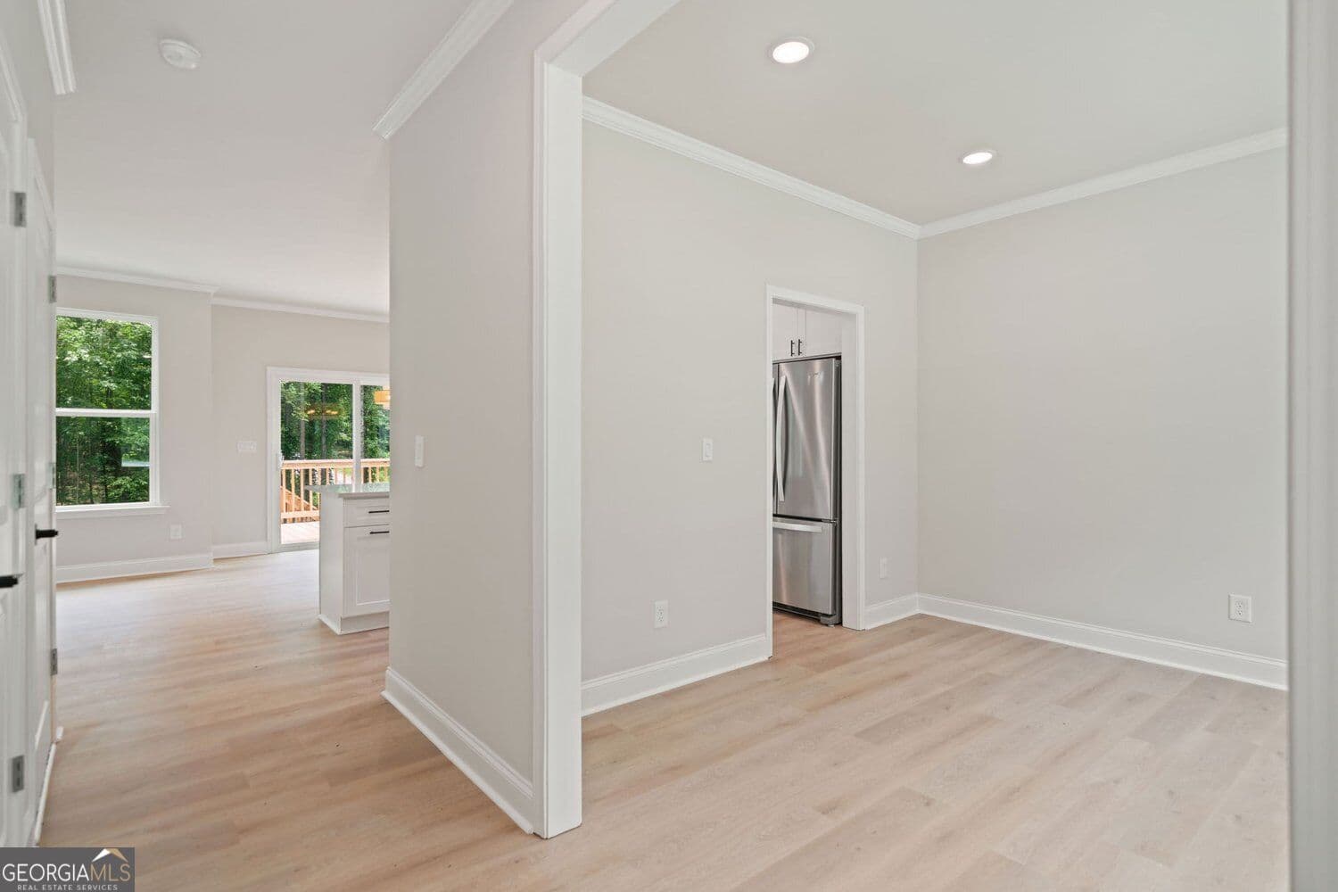 3 bedroom, 2.5 bathroom, 1,977 sq ft single family residence for sale at 300 Timberwood Road, White, GA 30184 — photo 7