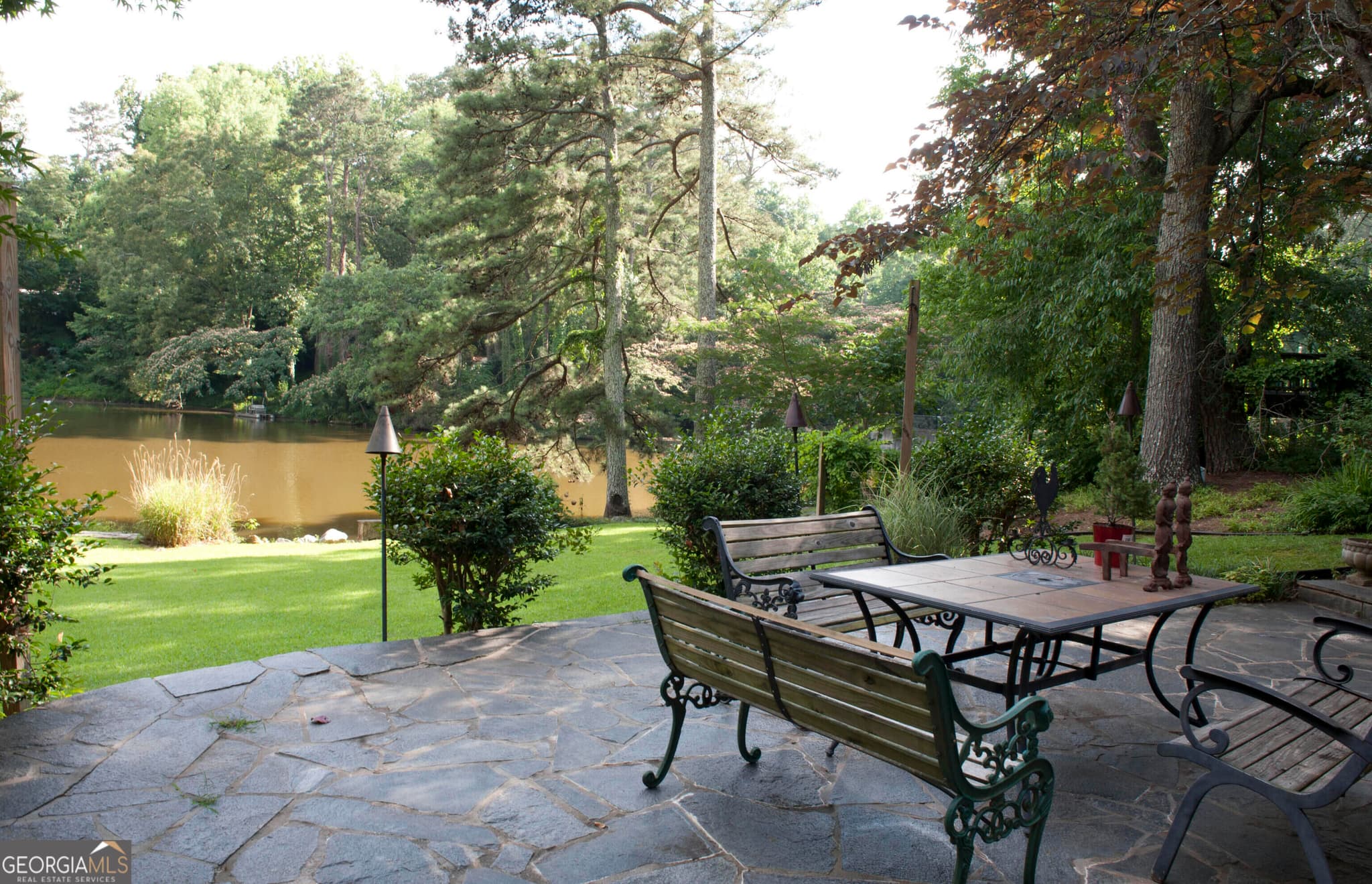 3 bedroom, 3 bathroom, 2,225 sq ft single family residence for sale at 2469 Circlewood Road, Atlanta, GA 30345 — photo 9