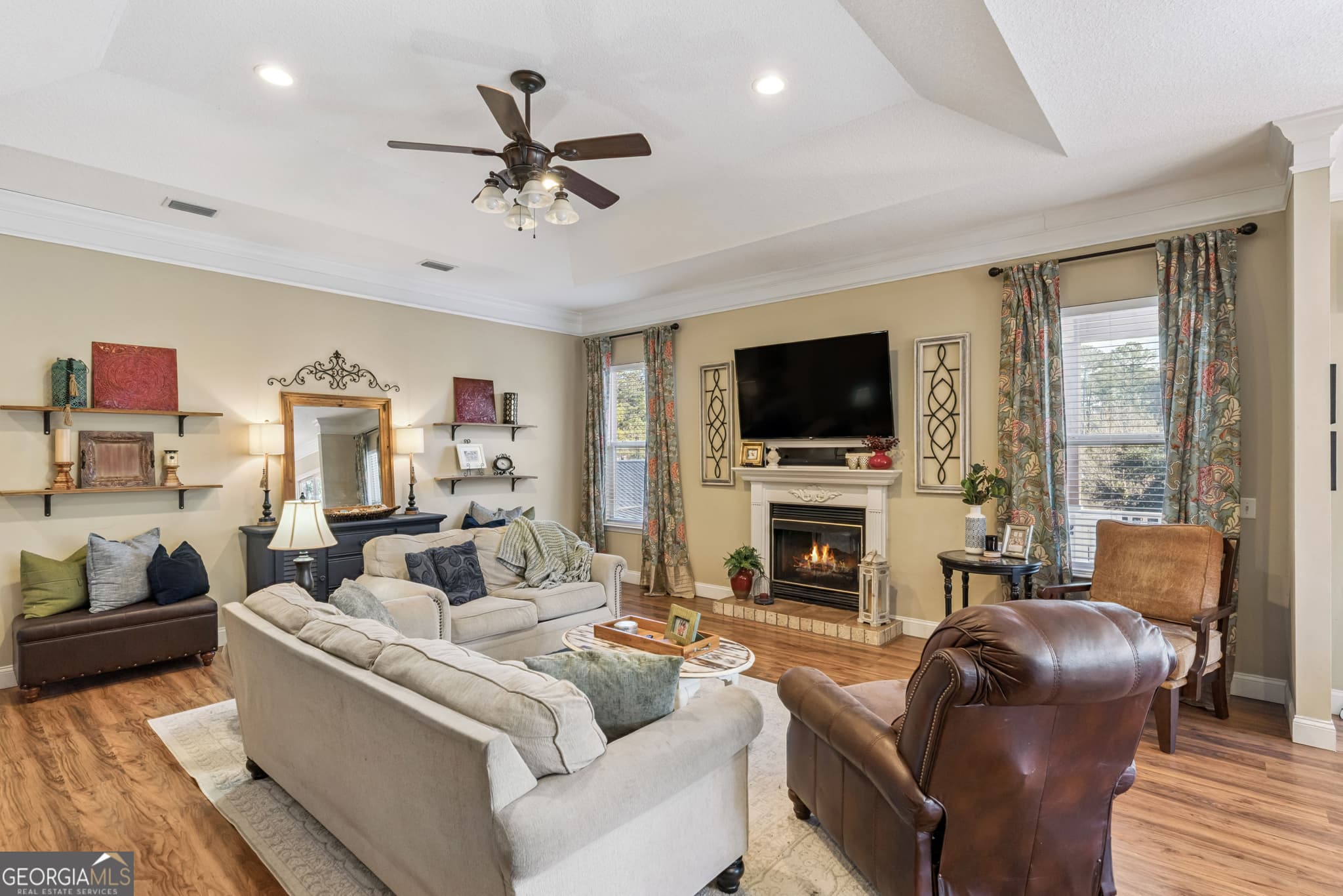 5 bedroom, 4.5 bathroom, 3,214 sq ft single family residence for sale at 210 Sandpiper Road, Brunswick, GA 31523 — photo 6