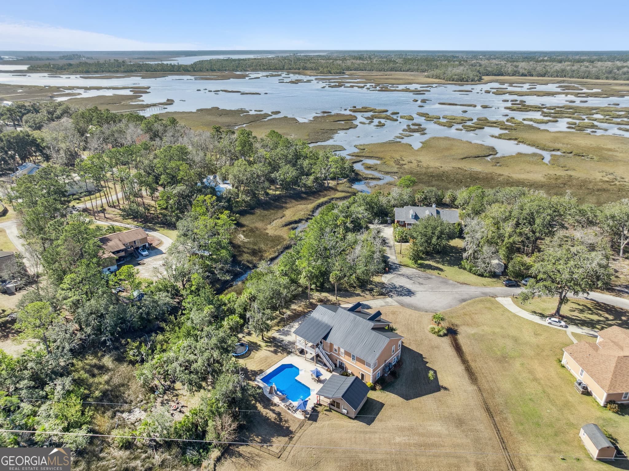 5 bedroom, 4.5 bathroom, 3,214 sq ft single family residence for sale at 210 Sandpiper Road, Brunswick, GA 31523 — photo 1 of 54