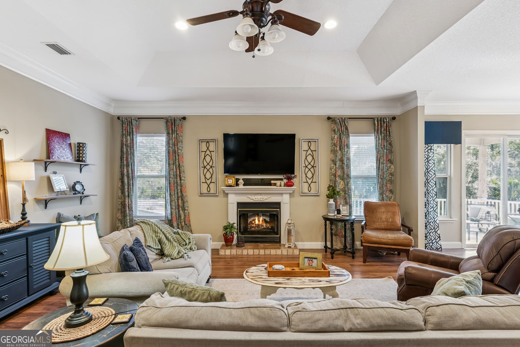 5 bedroom, 4.5 bathroom, 3,214 sq ft single family residence for sale at 210 Sandpiper Road, Brunswick, GA 31523 — photo 5