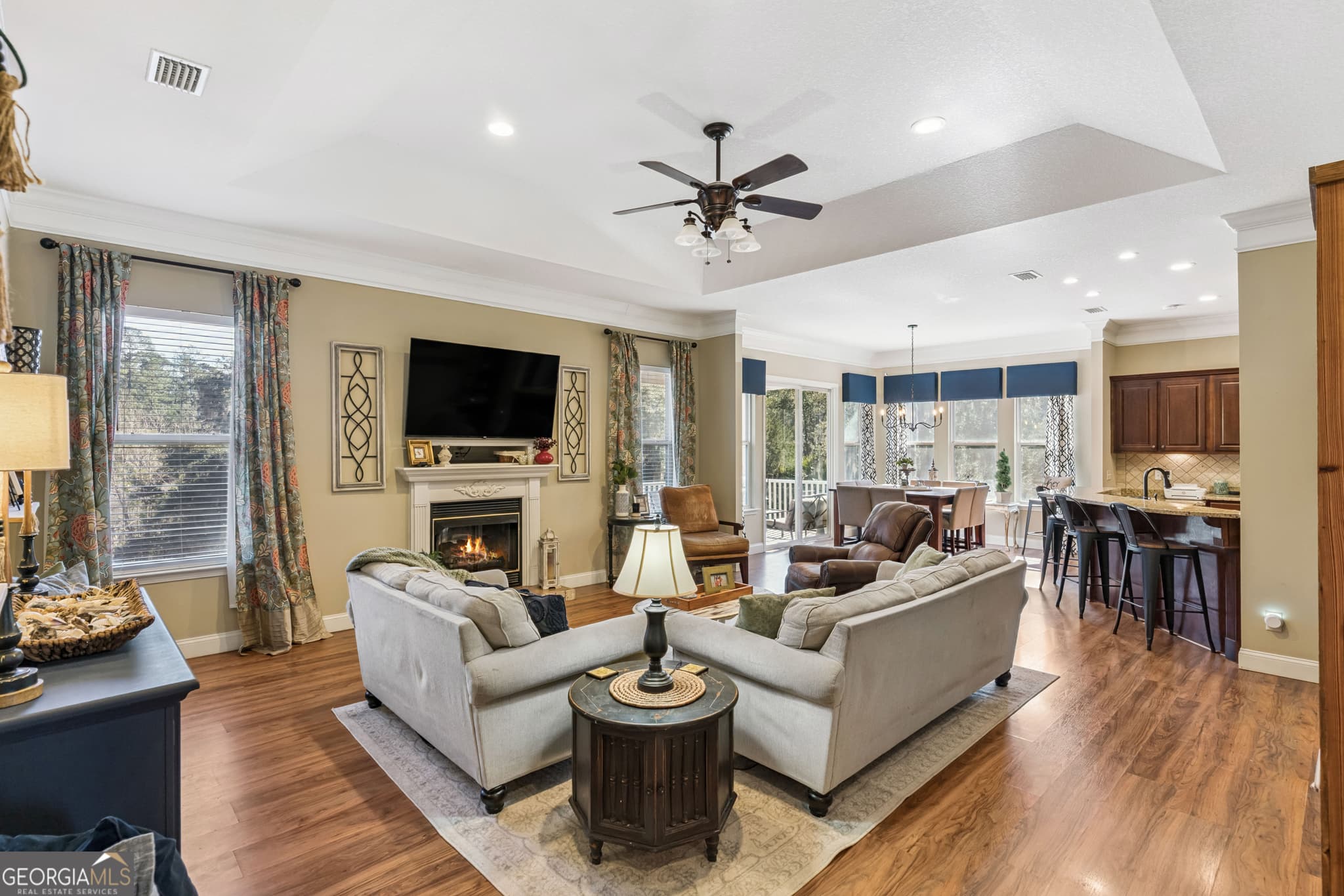 5 bedroom, 4.5 bathroom, 3,214 sq ft single family residence for sale at 210 Sandpiper Road, Brunswick, GA 31523 — photo 9