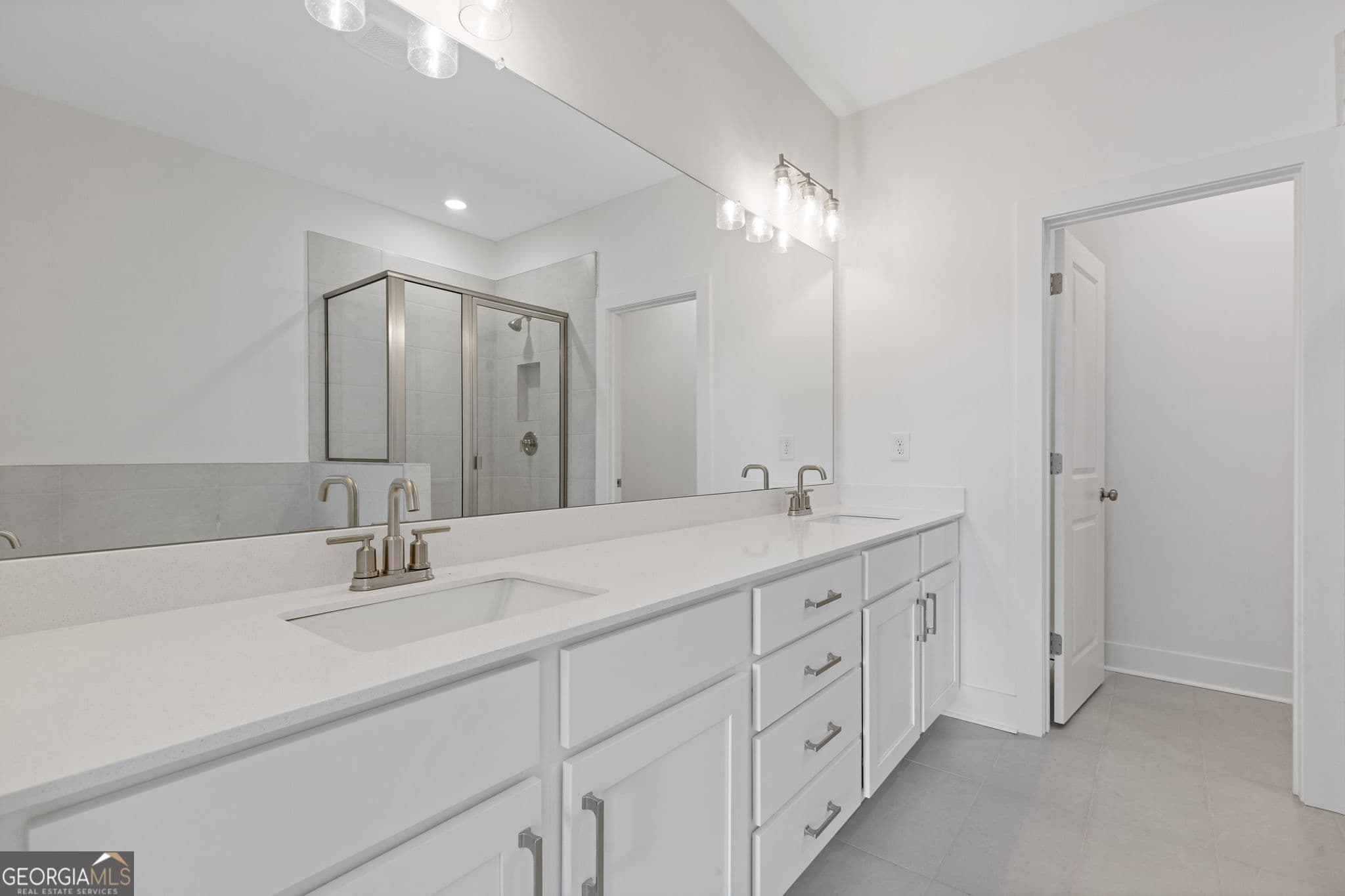4 bedroom, 3.5 bathroom townhouse for sale at 2743 Hallwood Lane, Suwanee, GA 30024 — photo 6