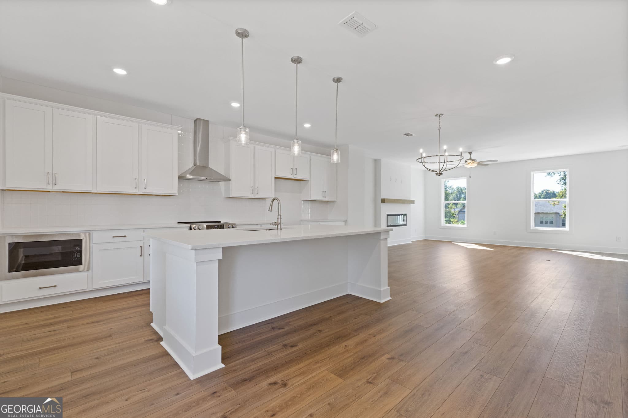 4 bedroom, 3.5 bathroom townhouse for sale at 2743 Hallwood Lane, Suwanee, GA 30024 — photo 3