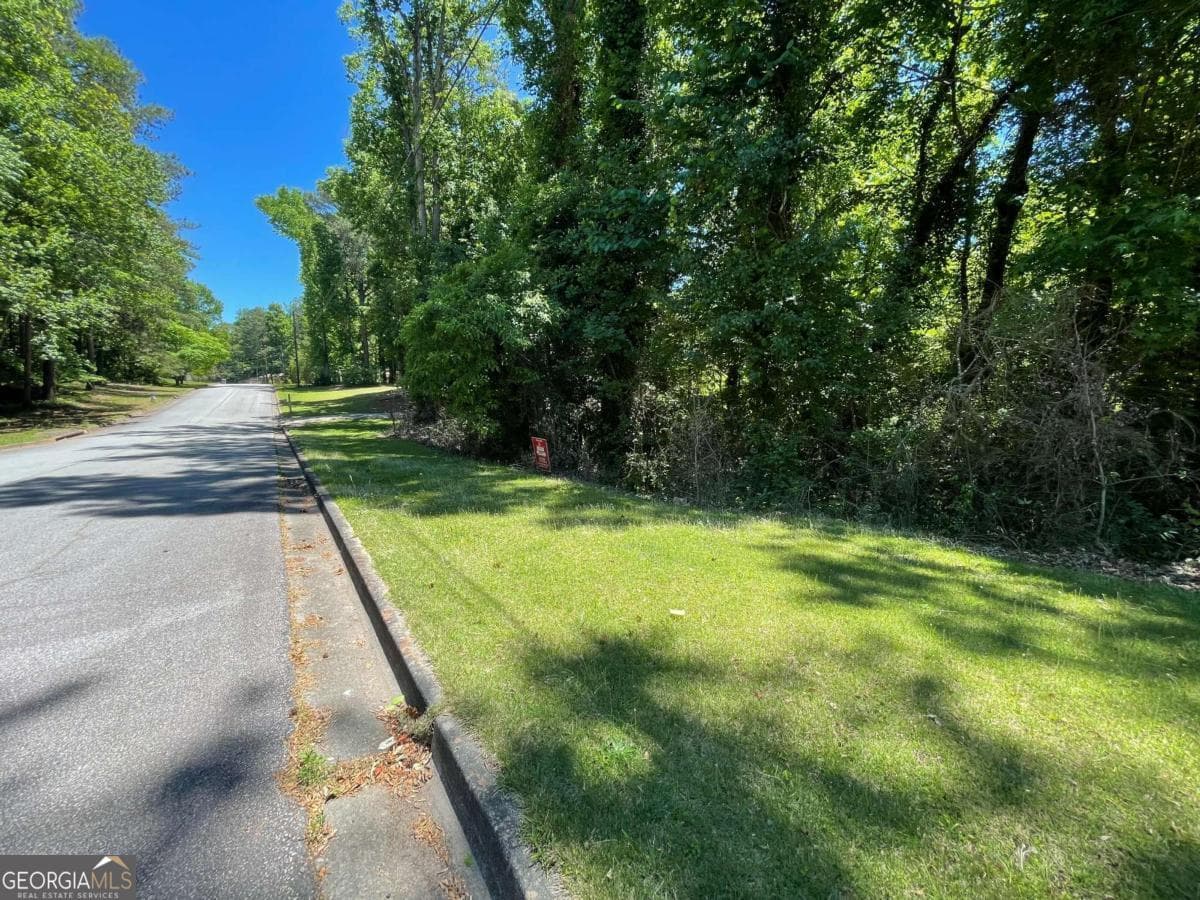 residential lot for sale at 6990 Oak Leaf Drive, Fairburn, GA 30213 — photo 8
