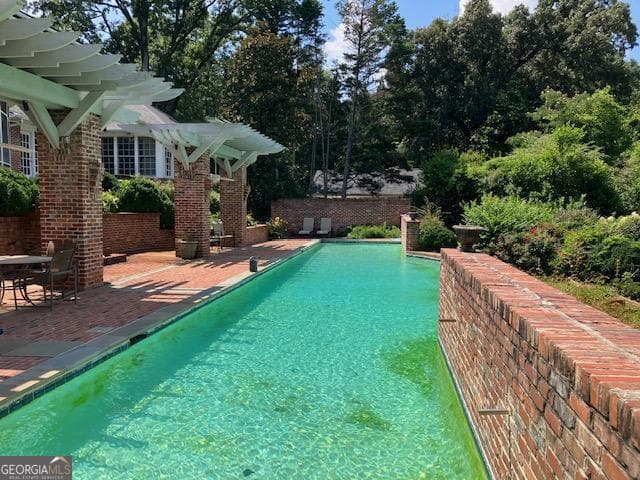 3 bedroom, 3 bathroom, 3,903 sq ft single family residence for sale at 651 Brook Circle, Griffin, GA 30224 — photo 9