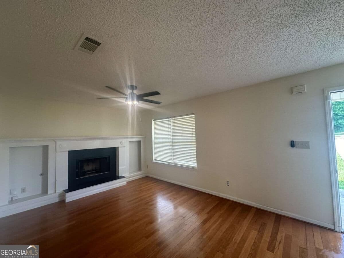 3 bedroom, 1.5 bathroom, 1,120 sq ft single family residence for rent at 839 Tramore Drive, Stockbridge, GA 30281 for $1,500 a month — photo 3