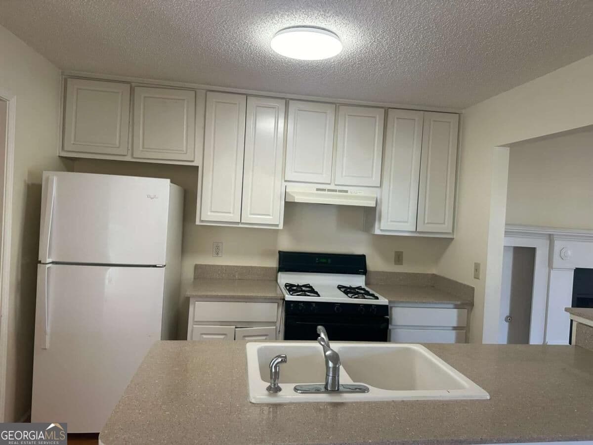 3 bedroom, 1.5 bathroom, 1,120 sq ft single family residence for rent at 839 Tramore Drive, Stockbridge, GA 30281 for $1,500 a month — photo 5