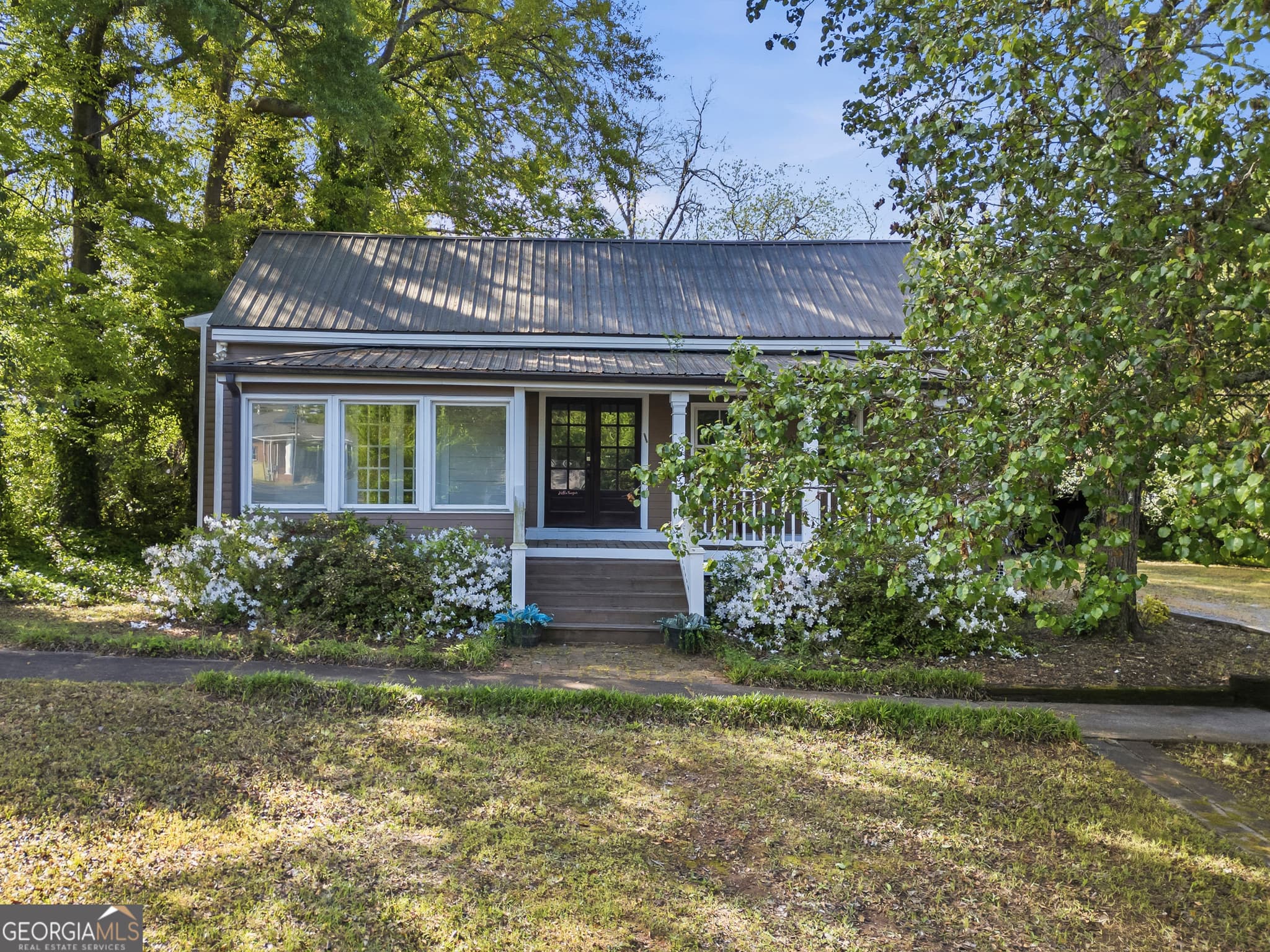 3 bedroom, 2 bathroom, 2,888 sq ft single family residence for sale at 121 E Baldwin Street, Milledgeville, GA 31061 — photo 6