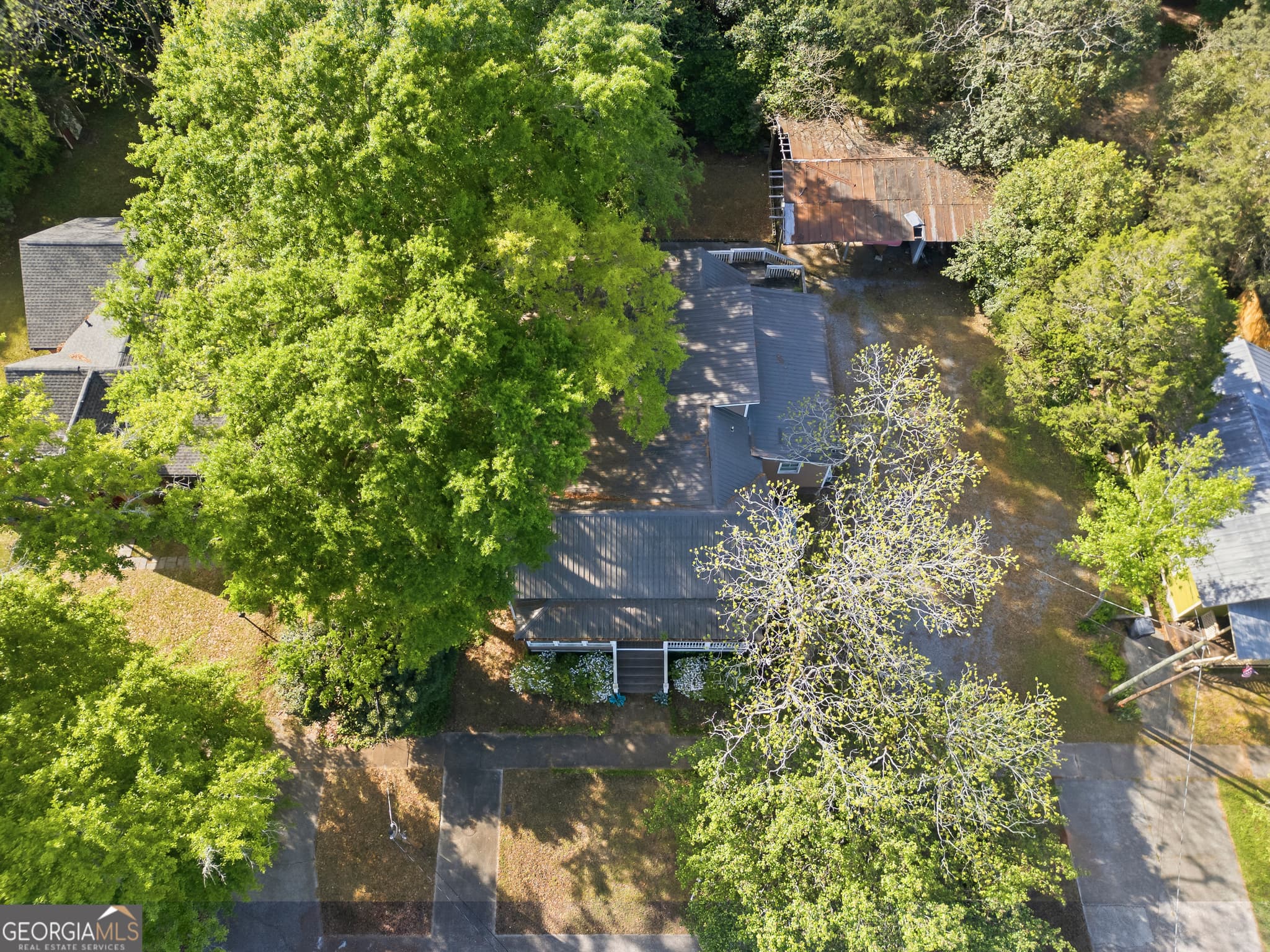 3 bedroom, 2 bathroom, 2,888 sq ft single family residence for sale at 121 E Baldwin Street, Milledgeville, GA 31061 — photo 8