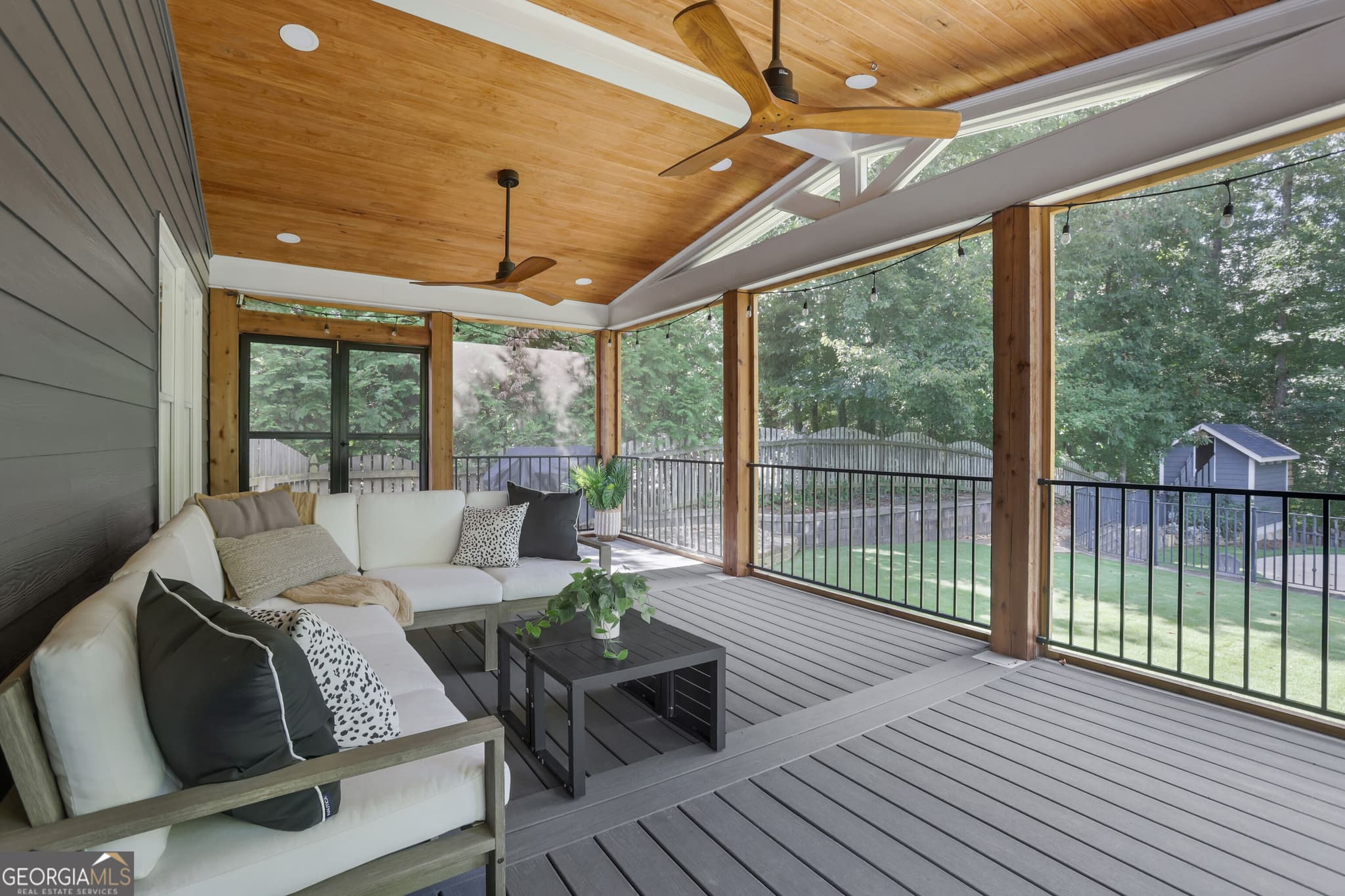 6 bedroom, 5 bathroom, 5,536 sq ft single family residence for sale at 3084 Grove View Court, Dacula, GA 30019 — photo 3