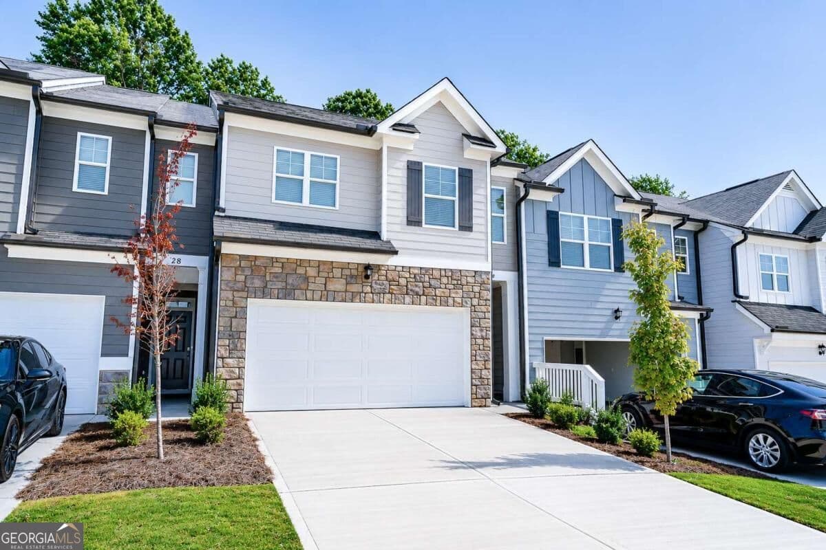 3 bedroom, 2.5 bathroom townhouse for rent at 24 Berryville Drive, Dawsonville, GA 30534 for $1,800 a month — photo 3
