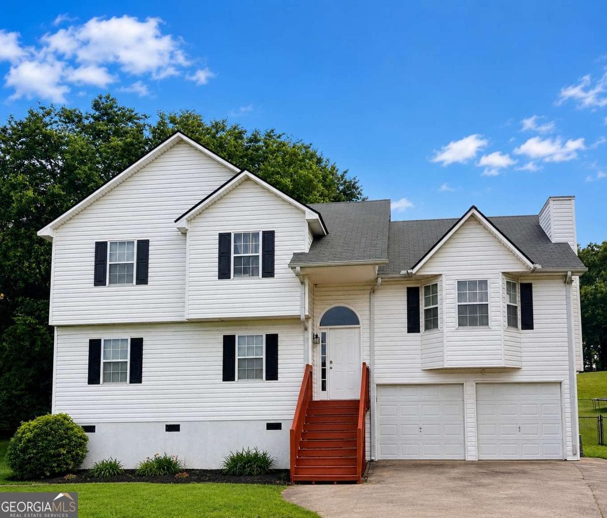 4 bedroom, 3 bathroom, 2,126 sq ft single family residence for sale at 28 Hedgerow Court, Cartersville, GA 30120 — photo 1 of 38