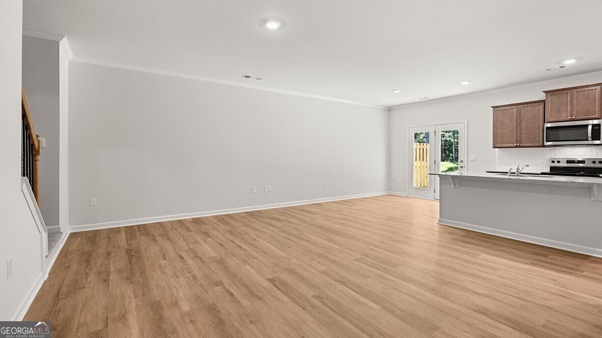4 bedroom, 2.5 bathroom, 1,877 sq ft townhouse for sale at 4141 Kestrel Court, Gainesville, GA 30506 — photo 7
