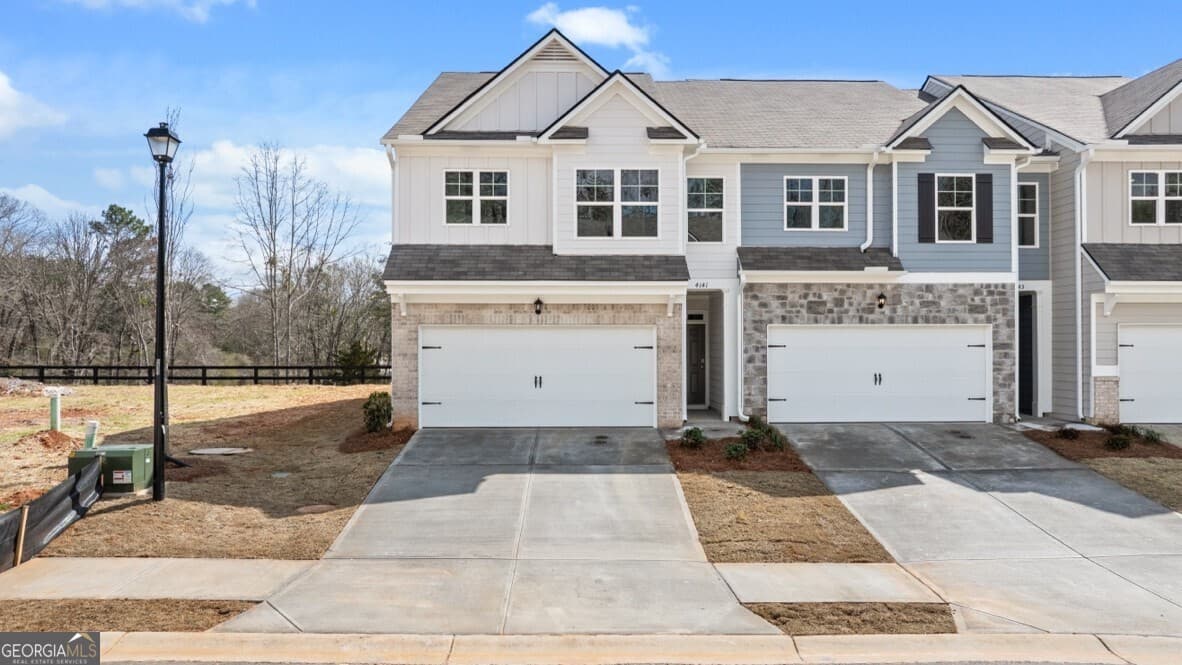 4 bedroom, 2.5 bathroom, 1,877 sq ft townhouse for sale at 4141 Kestrel Court, Gainesville, GA 30506 — photo 1 of 32