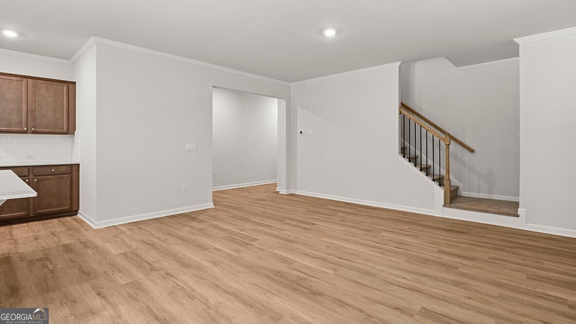 4 bedroom, 2.5 bathroom, 1,877 sq ft townhouse for sale at 4141 Kestrel Court, Gainesville, GA 30506 — photo 8
