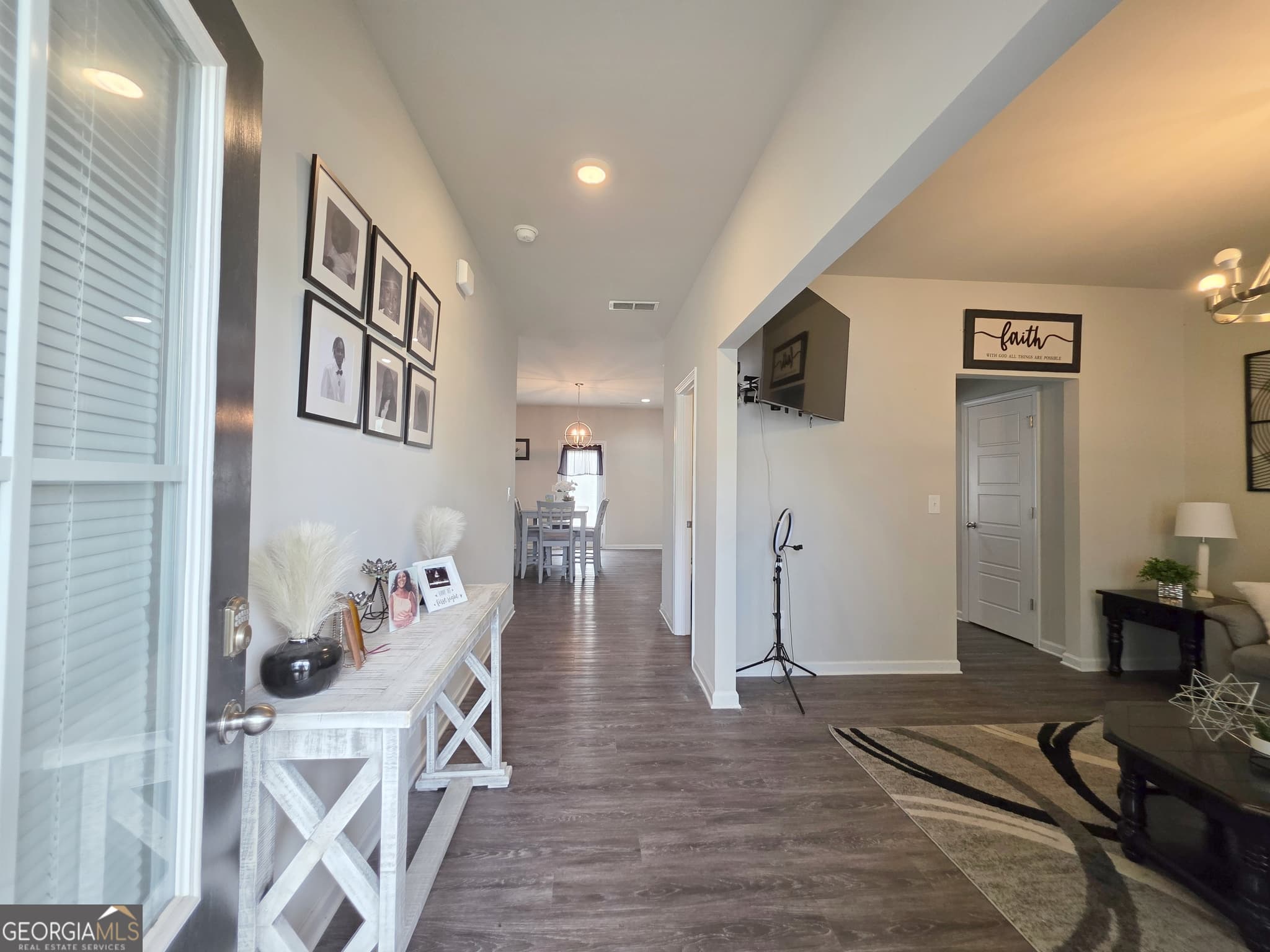 4 bedroom, 2.5 bathroom, 2,143 sq ft single family residence for sale at 133 Red Birch Lane, Warner Robins, GA 31093 — photo 3