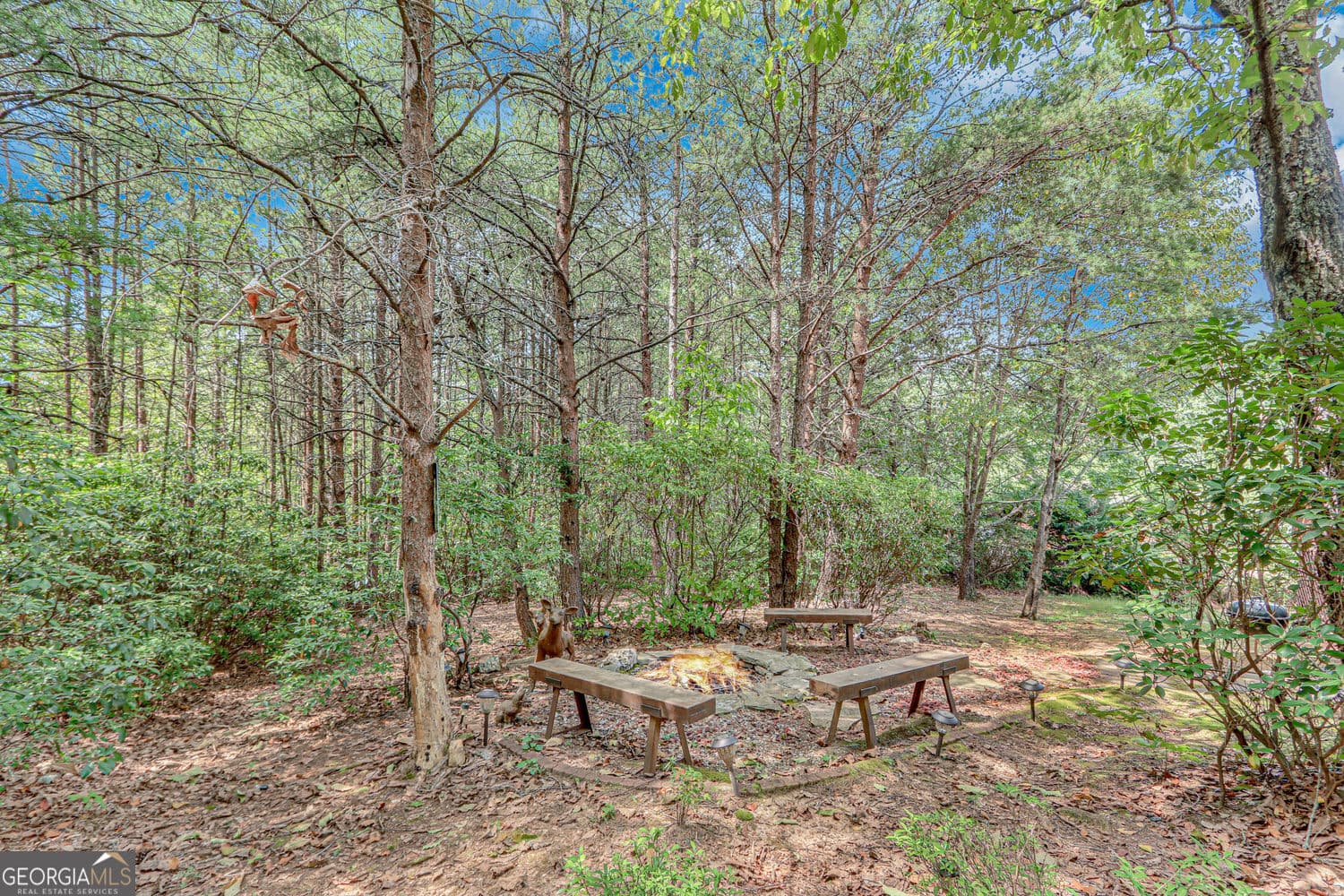 2 bedroom, 2 bathroom, 1,065 sq ft cabin,single family residence for sale at 482 Monroe Ridge Road, Sautee Nacoochee, GA 30571 — photo 2