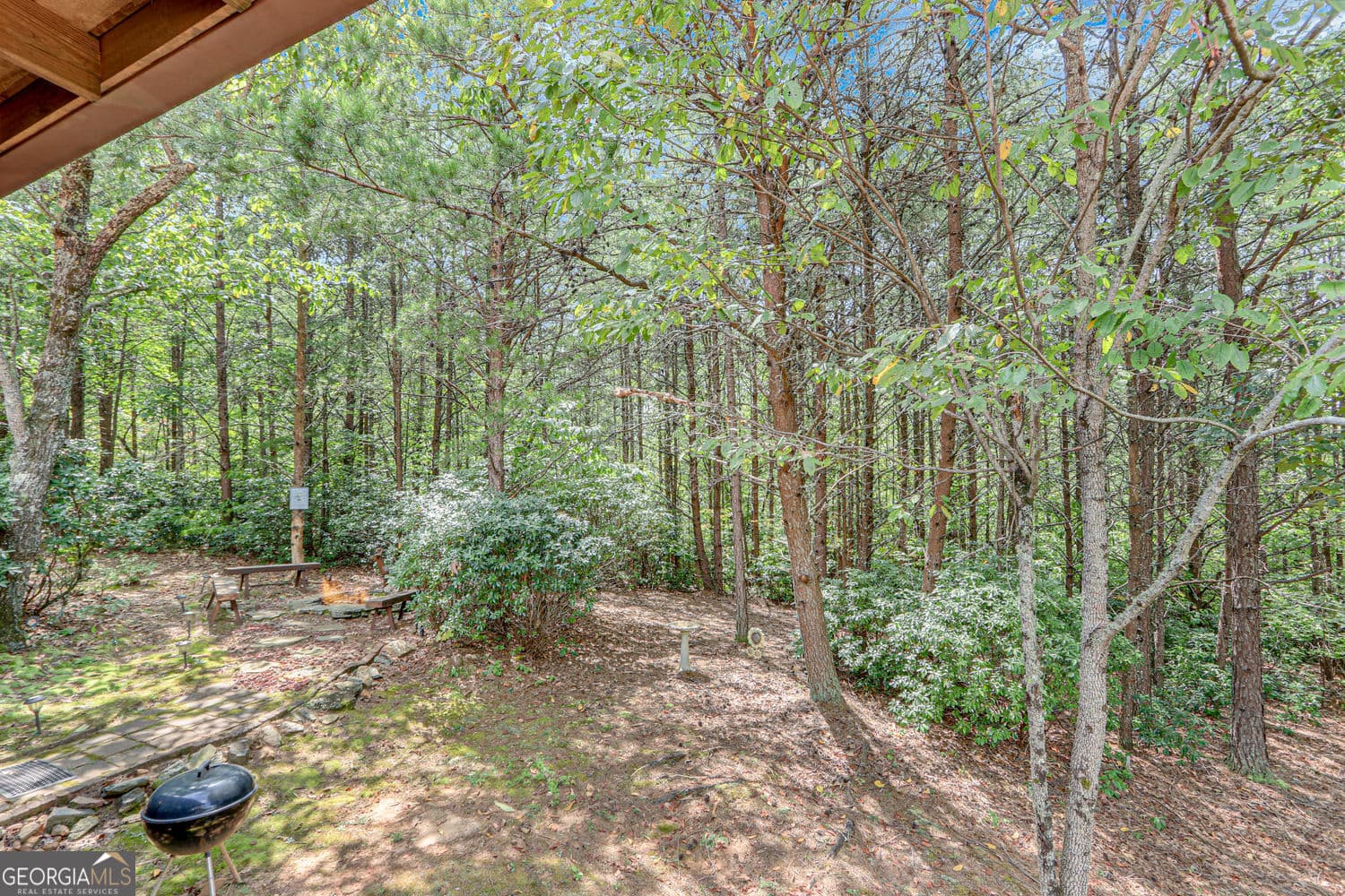 2 bedroom, 2 bathroom, 1,065 sq ft cabin,single family residence for sale at 482 Monroe Ridge Road, Sautee Nacoochee, GA 30571 — photo 8