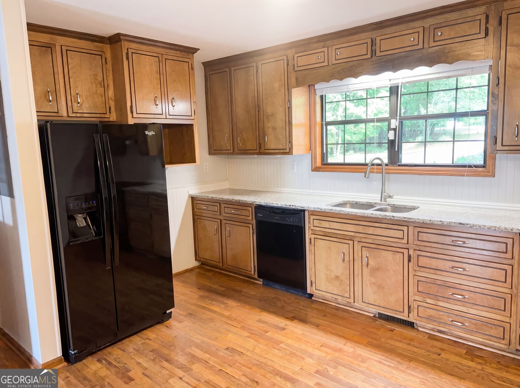 3 bedroom, 3 bathroom, 1,585 sq ft single family residence for sale at 120 Bay Court, Eatonton, GA 31024 — photo 9