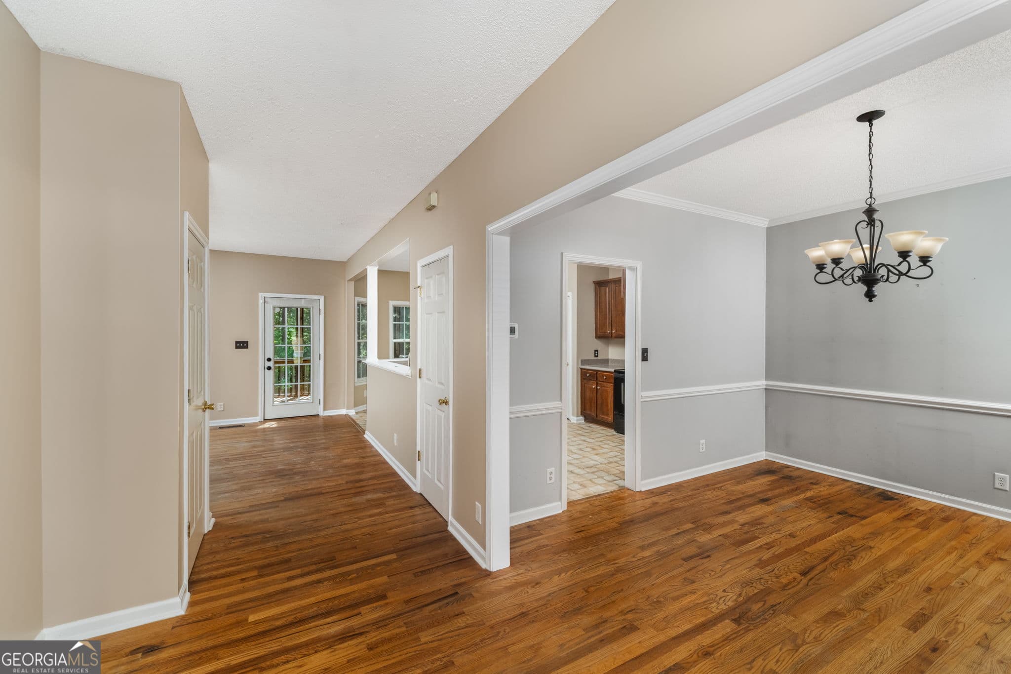 4 bedroom, 2.5 bathroom, 2,571 sq ft single family residence for sale at 141 Masters Cove, Macon, GA 31211 — photo 4
