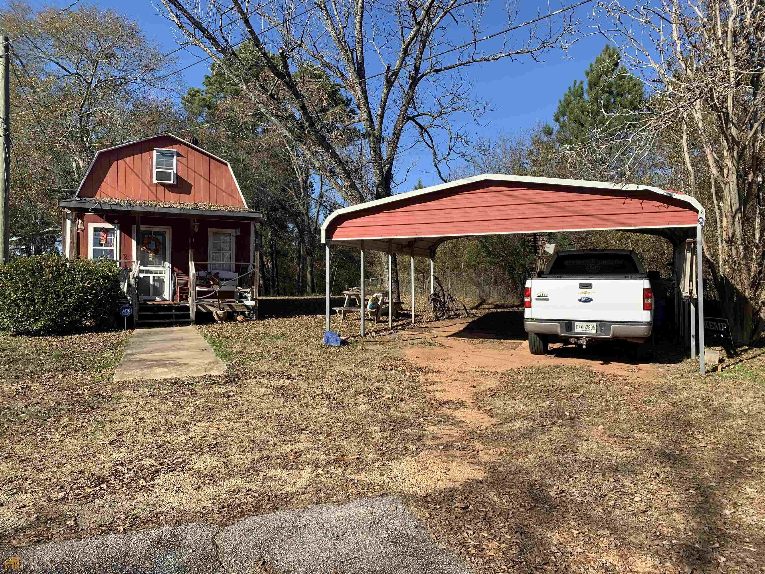 3 bedroom, 2 bathroom single family residence for sale at 10142 Washington Street, Covington, GA 30014 — photo 3