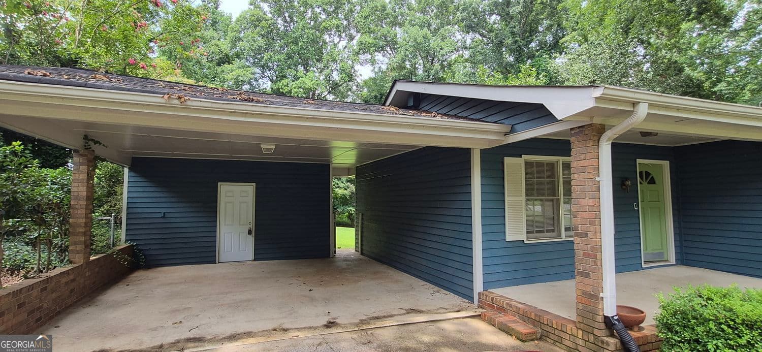 3 bedroom, 2 bathroom, 1,085 sq ft single family residence for rent at 5030 Beth Street, Douglasville, GA 30135 for $1,650 a month — photo 2