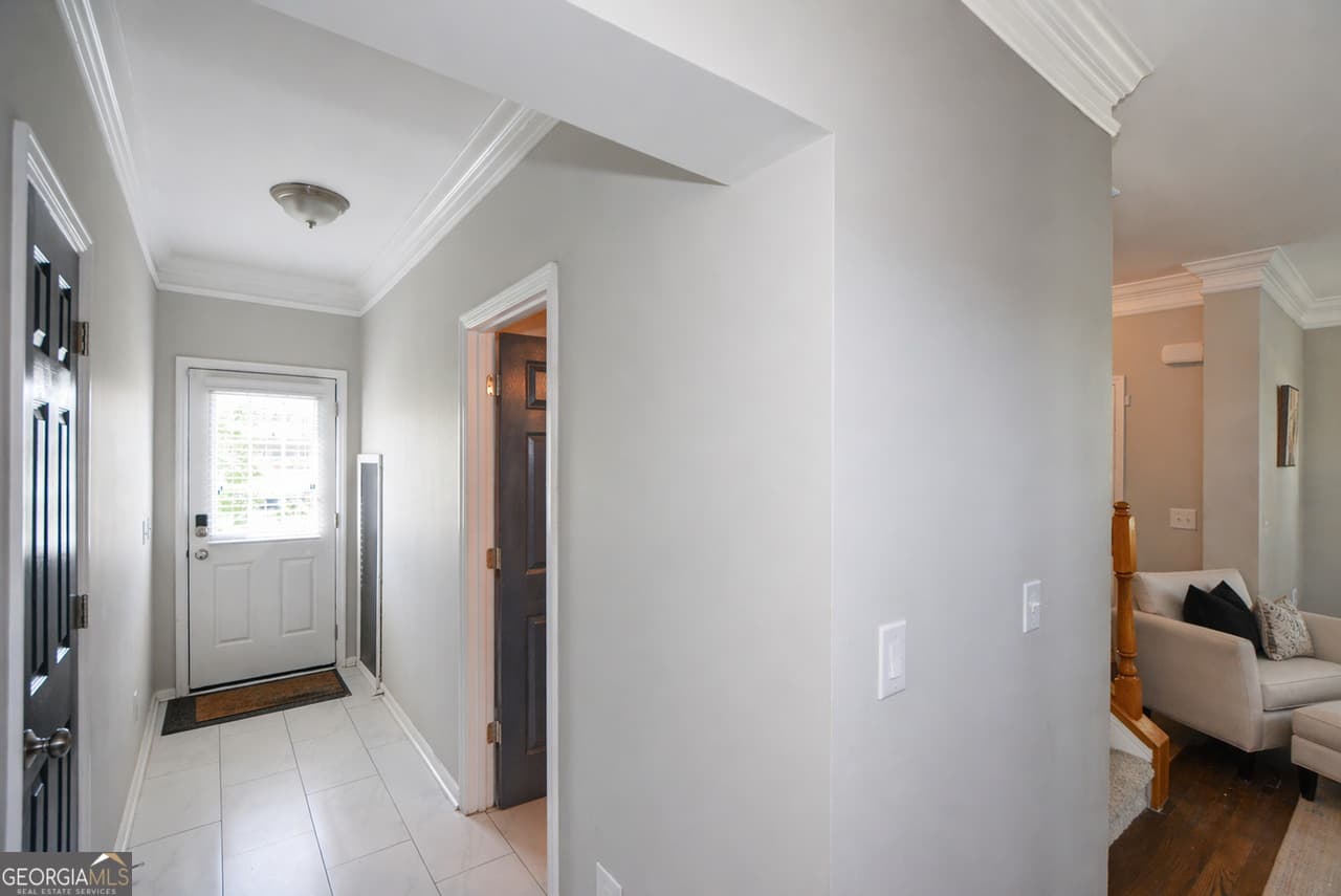 3 bedroom, 2.5 bathroom, 2,452 sq ft single family residence for sale at 64 Howell Street, Atlanta, GA 30312 — photo 9
