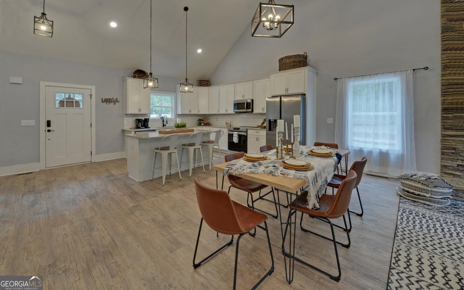 3 bedroom, 2.5 bathroom, 2,065 sq ft single family residence for sale at 322 Paradise Point Road, Hartwell, GA 30643 — photo 10