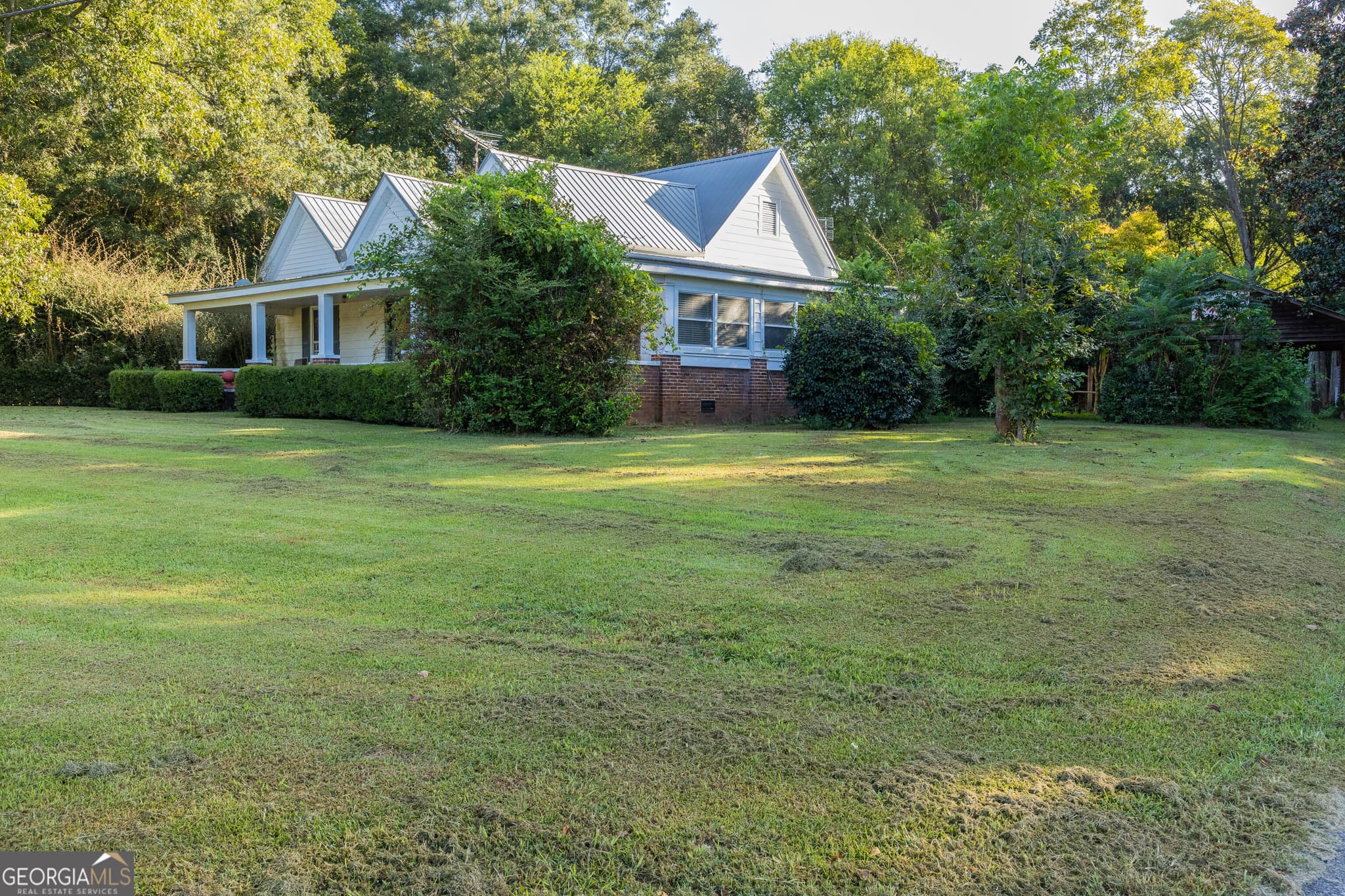 3 bedroom, 2.5 bathroom, 2,236 sq ft single family residence for sale at 4680 Crest Highway, Thomaston, GA 30286 — photo 2