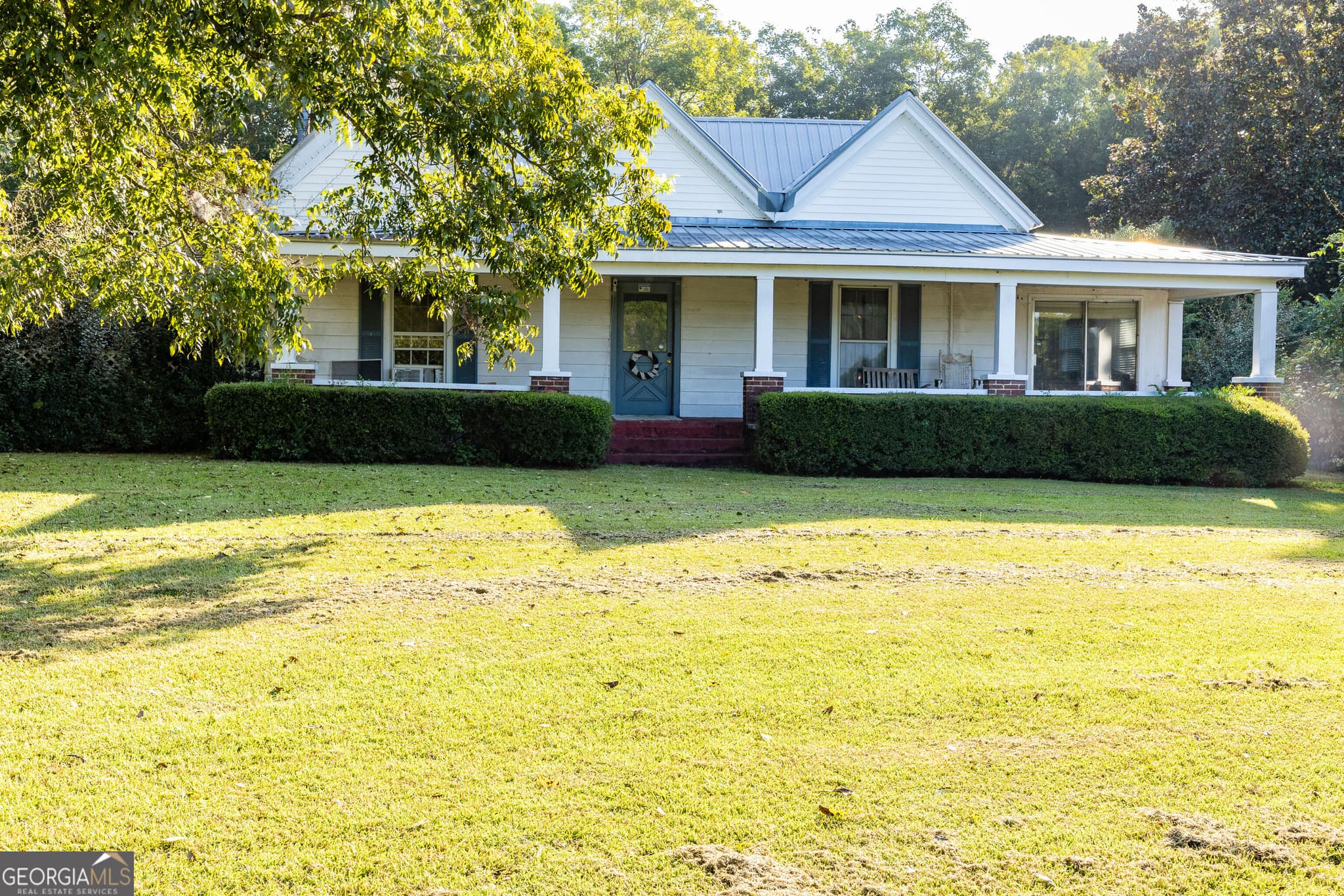 3 bedroom, 2.5 bathroom, 2,236 sq ft single family residence for sale at 4680 Crest Highway, Thomaston, GA 30286 — photo 1 of 35