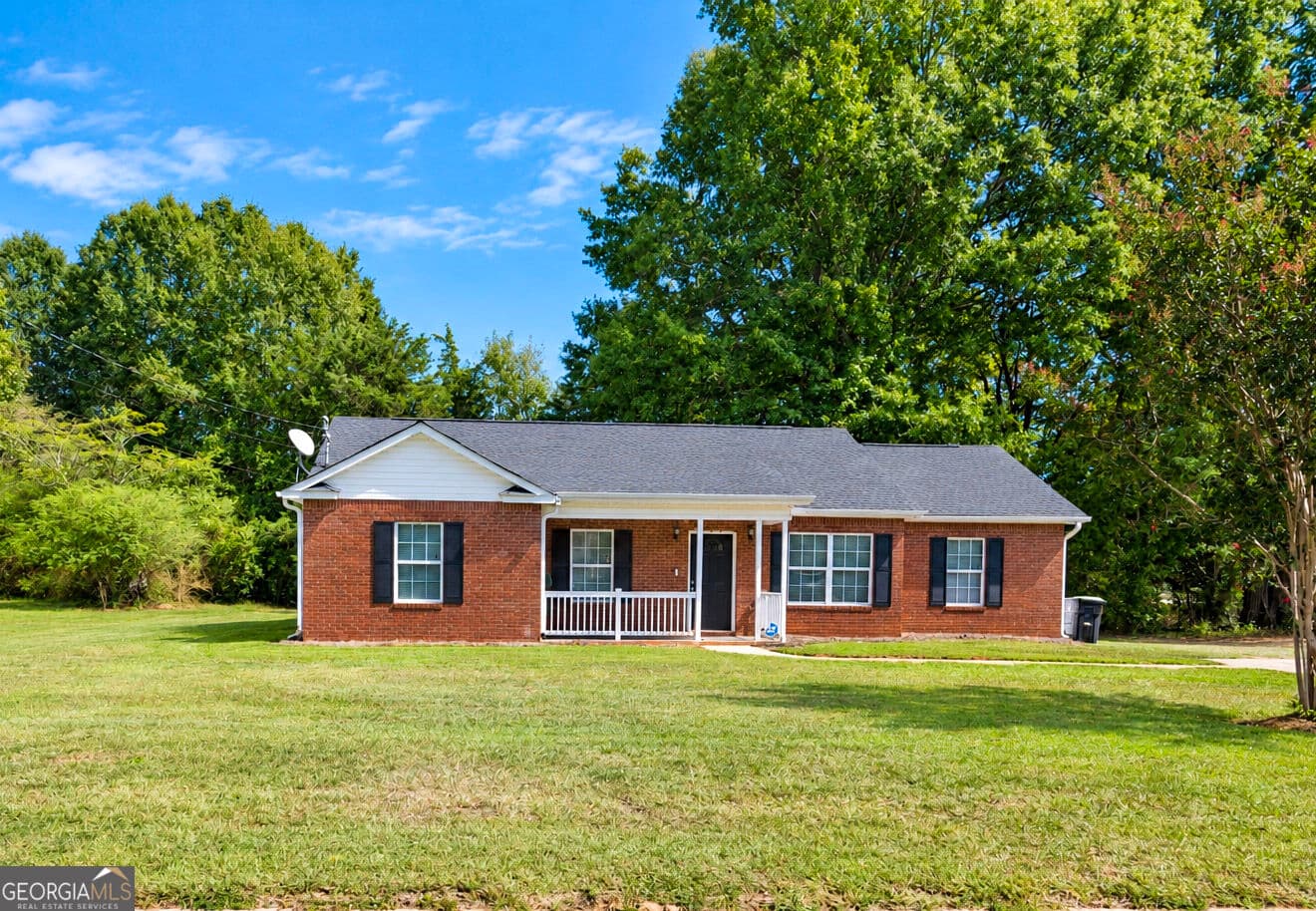 4 bedroom, 3 bathroom, 1,549 sq ft single family residence for sale at 110 Bradley Circle, Barnesville, GA 30204