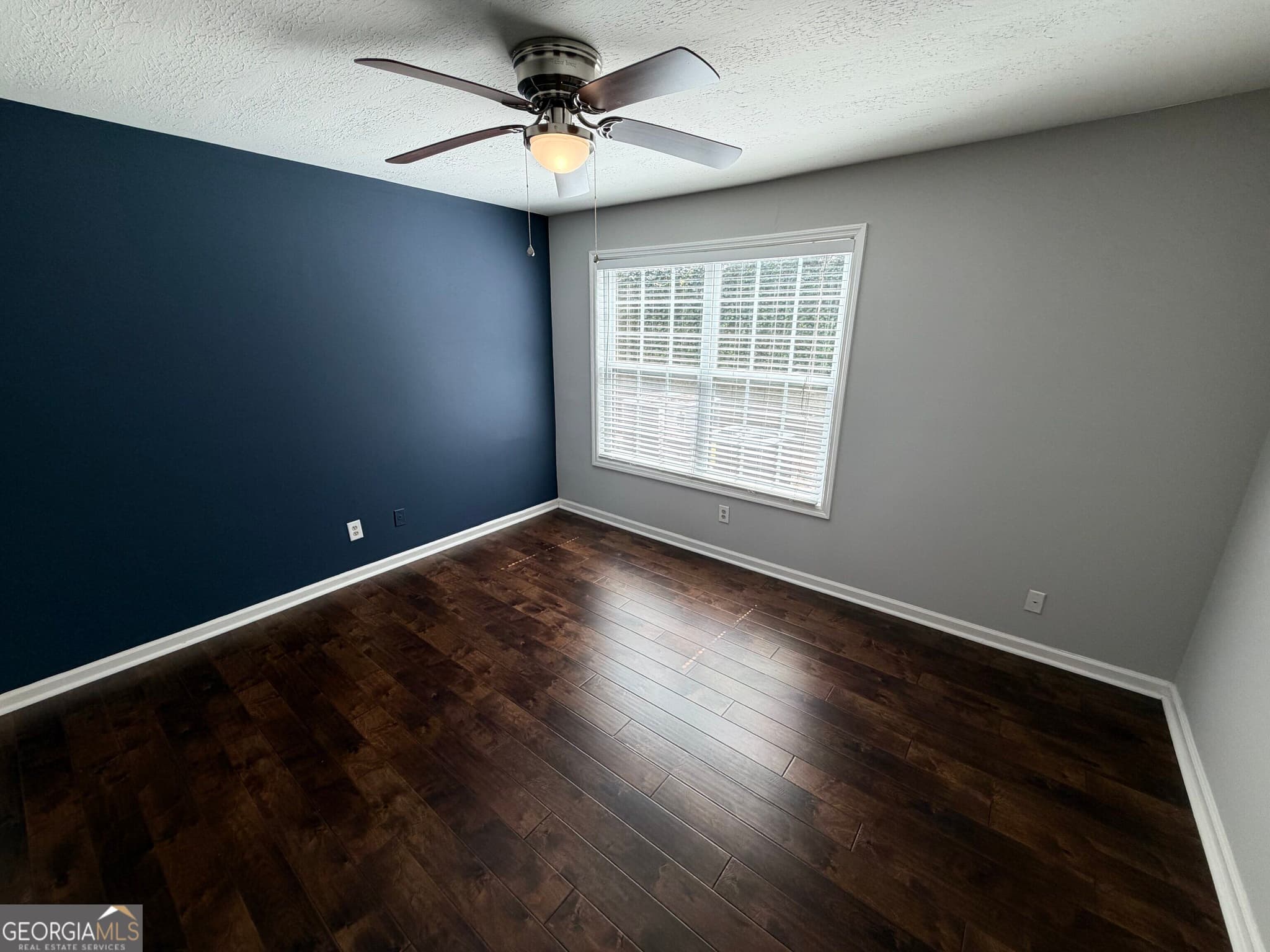 2 bedroom, 2 bathroom, 1,017 sq ft condominium for sale at 2090 River Heights Walk, Marietta, GA 30067 — photo 4