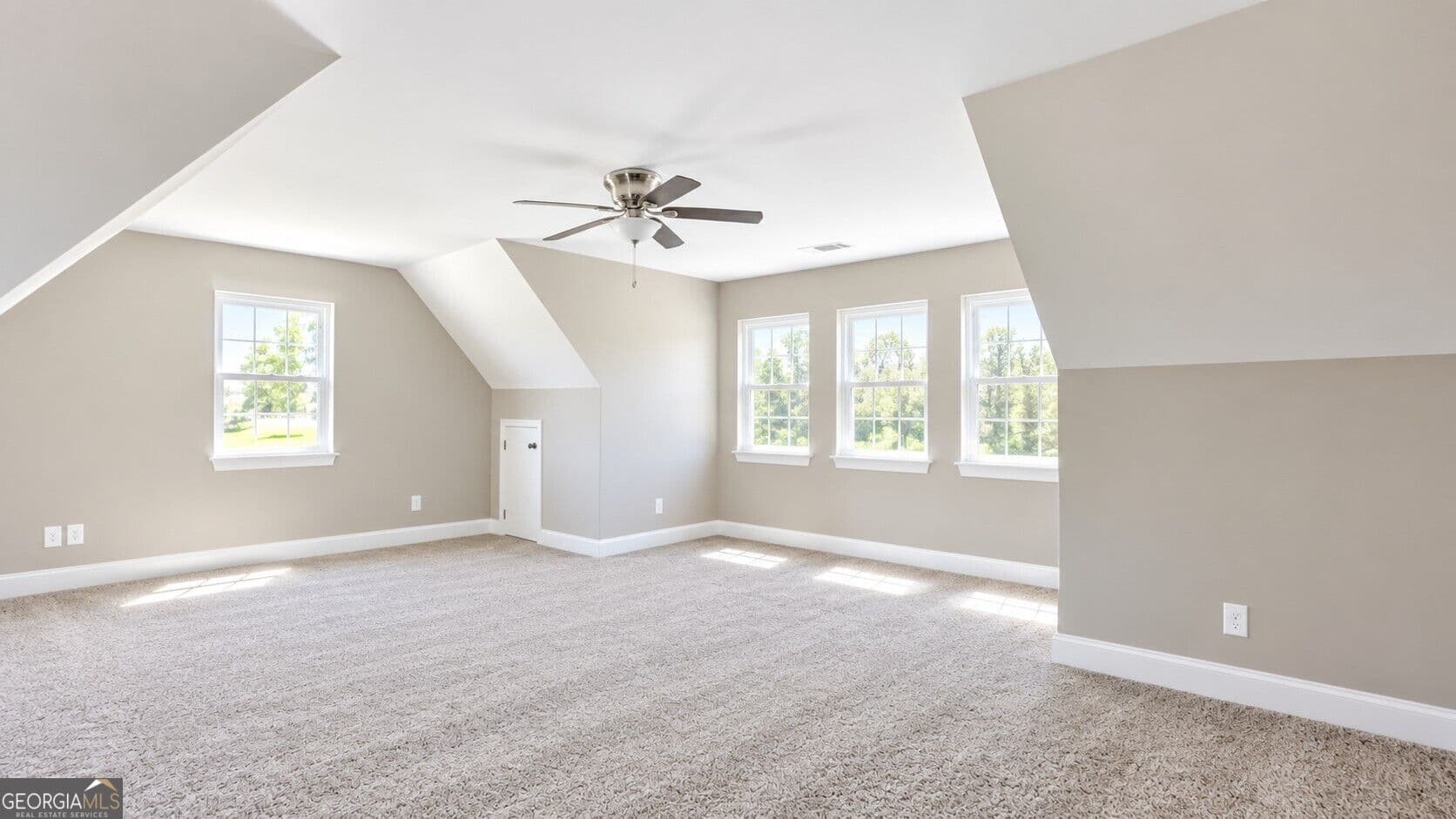 3 bedroom, 2 bathroom, 2,023 sq ft single family residence for sale at 331 Burnt Hickory Lane, Calhoun, GA 30701 — photo 7