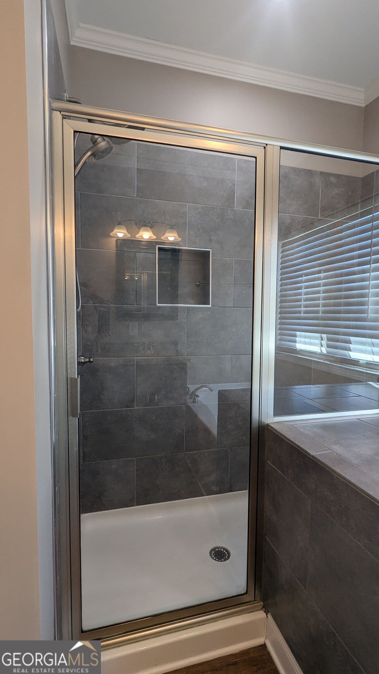 3 bedroom, 2 bathroom, 2,023 sq ft single family residence for sale at 331 Burnt Hickory Lane, Calhoun, GA 30701 — photo 9