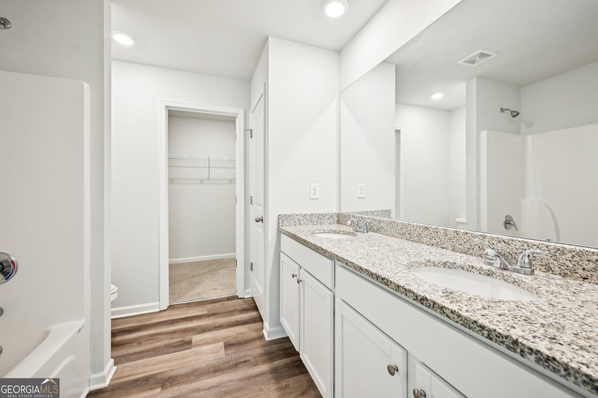 4 bedroom, 2.5 bathroom, 1,670 sq ft single family residence for sale at 4437 Ben Hill Road, Atlanta, GA 30349 — photo 5