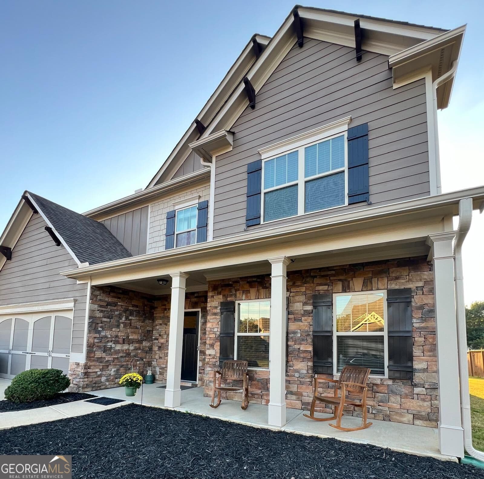 6 bedroom, 4 bathroom, 3,516 sq ft single family residence for sale at 38 Stately Oaks Drive, Cartersville, GA 30120 — photo 2