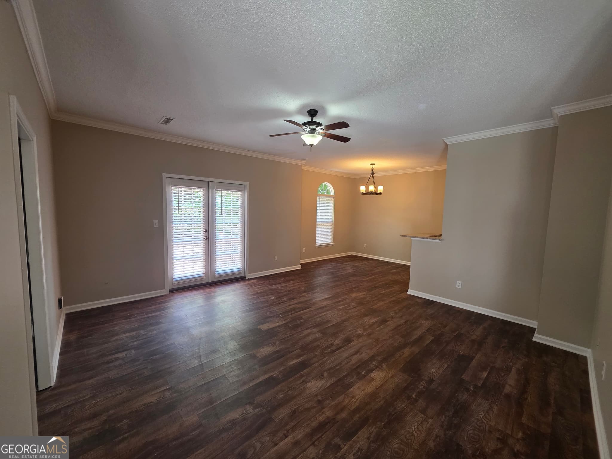 3 bedroom, 2.5 bathroom, 1,342 sq ft single family residence for rent at 602 N Fairfield Drive, Peachtree City, GA 30269 for $2,300 a month — photo 2