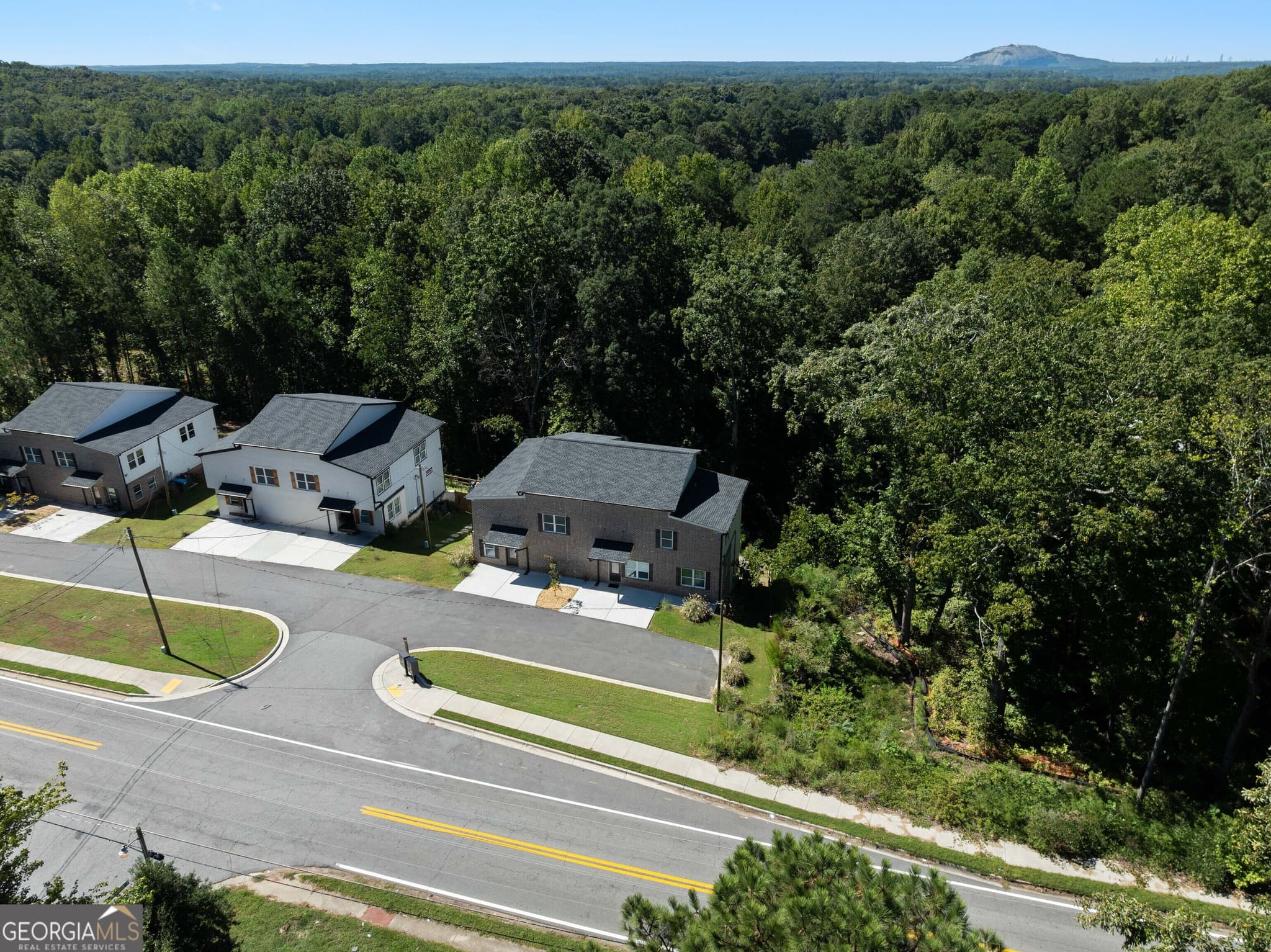 multi family,quadruplex,townhouse for sale at 2381 Highpoint Road, Snellville, GA 30078 — photo 4