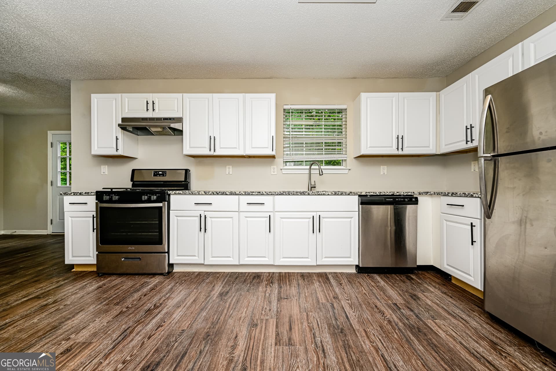 3 bedroom, 2.5 bathroom, 2,090 sq ft single family residence for sale at 3580 Cherry Bloom Way, Decatur, GA 30034 — photo 7