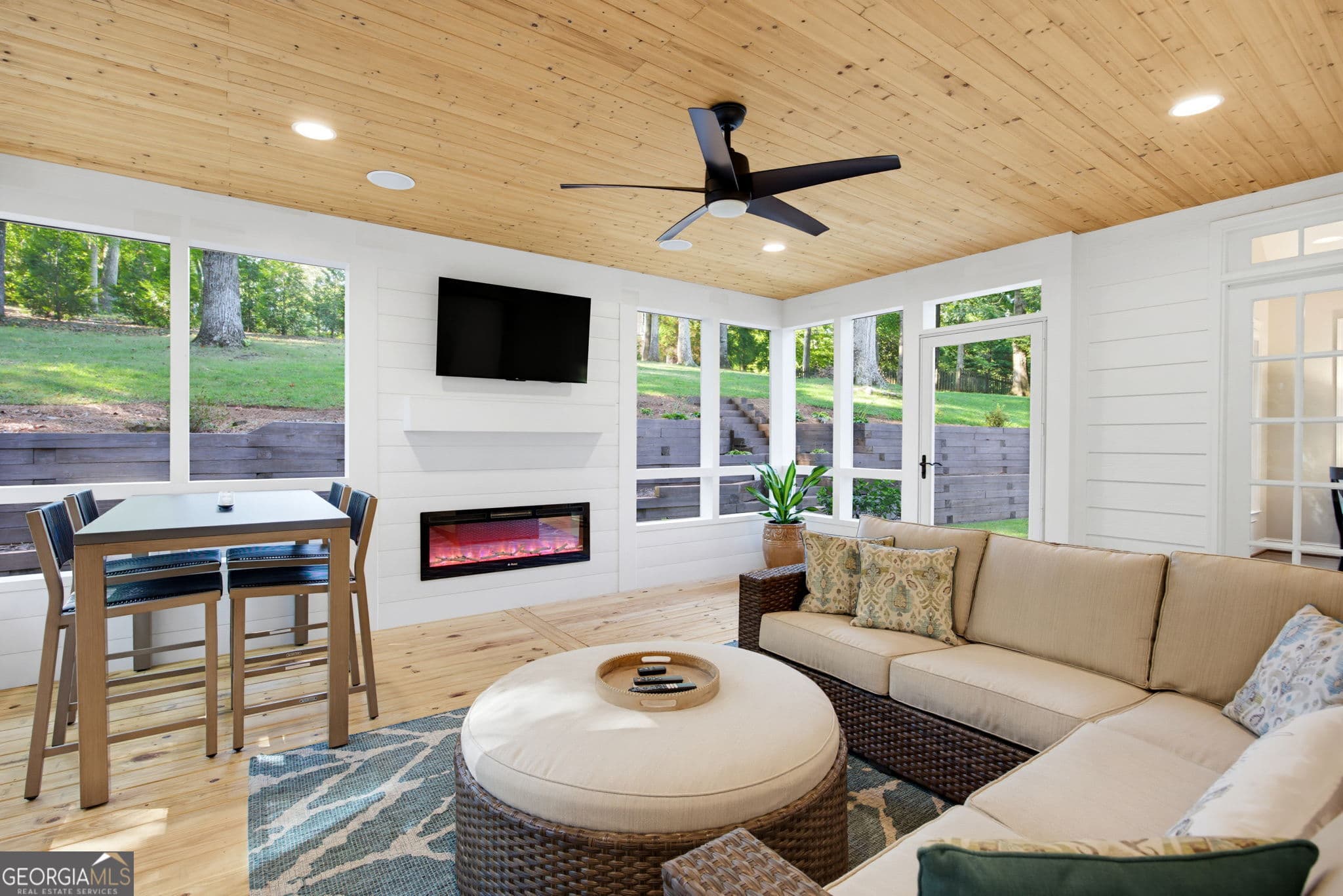 5 bedroom, 4.5 bathroom, 5,228 sq ft single family residence for sale at 1304 Hidden Brook Lane, Acworth, GA 30101 — photo 4