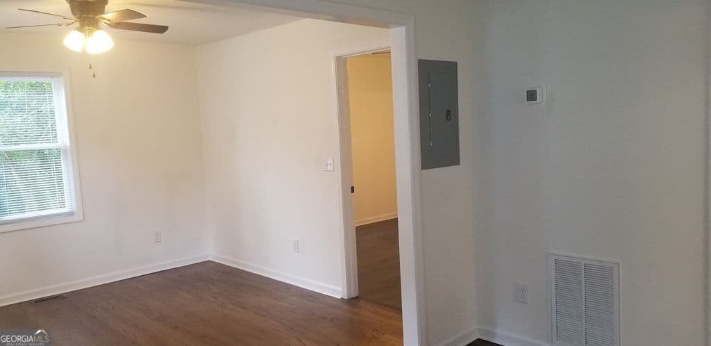 2 bedroom, 2 bathroom, 672 sq ft single family residence for sale at 121 Pine Avenue, Milledgeville, GA 31061 — photo 7