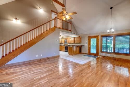 3 bedroom, 3.5 bathroom, 2,552 sq ft cabin,single family residence for sale at 300 Chapman Lane, Blairsville, GA 30512 — photo 4