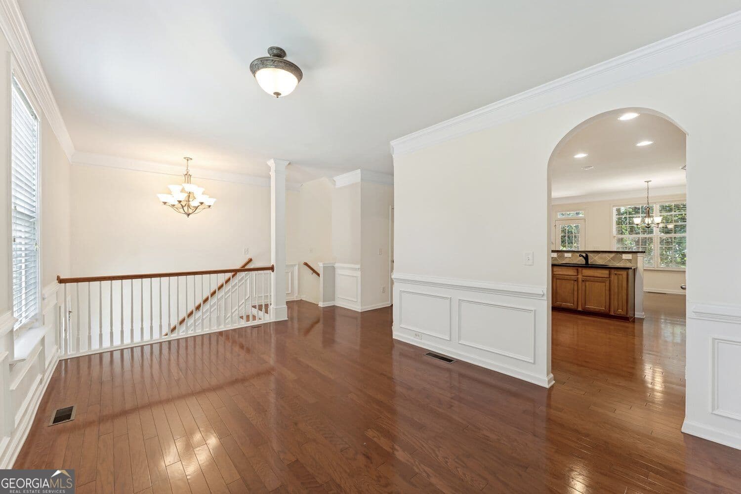 3 bedroom, 3.5 bathroom, 2,433 sq ft townhouse for sale at 3322 Cameron Trail, Peachtree Corners, GA 30092 — photo 7