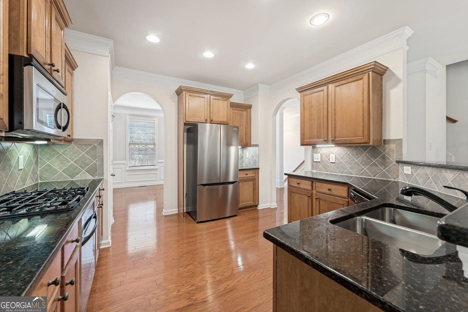 3 bedroom, 3.5 bathroom, 2,433 sq ft townhouse for sale at 3322 Cameron Trail, Peachtree Corners, GA 30092 — photo 10