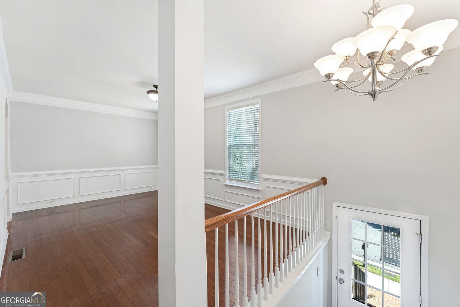 3 bedroom, 3.5 bathroom, 2,433 sq ft townhouse for sale at 3322 Cameron Trail, Peachtree Corners, GA 30092 — photo 4