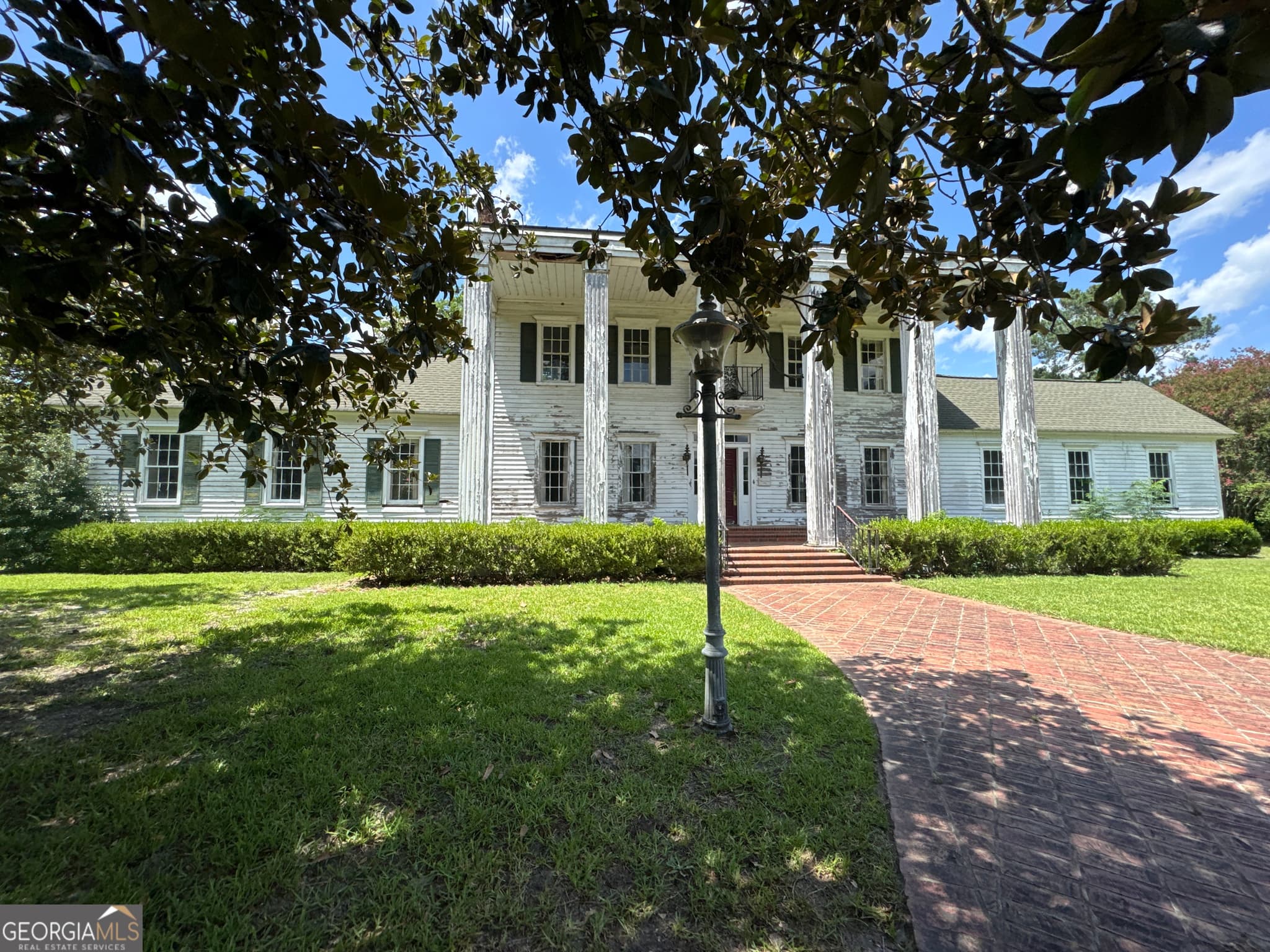 4 bedroom, 5 bathroom, 4,508 sq ft single family residence sold at 46875 E Hwy 46, Metter, GA 30439