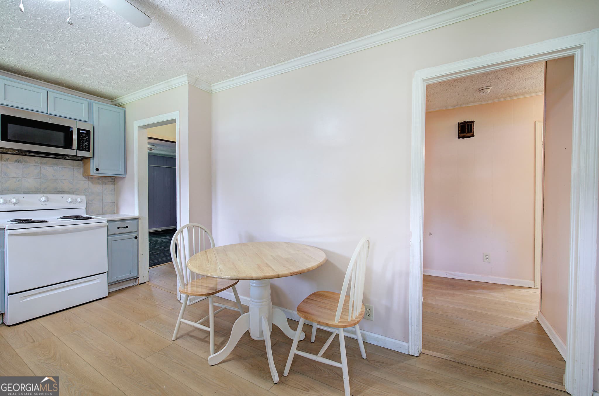2 bedroom, 1 bathroom, 1,203 sq ft single family residence for sale at 113 Burton Drive, Calhoun, GA 30701 — photo 9