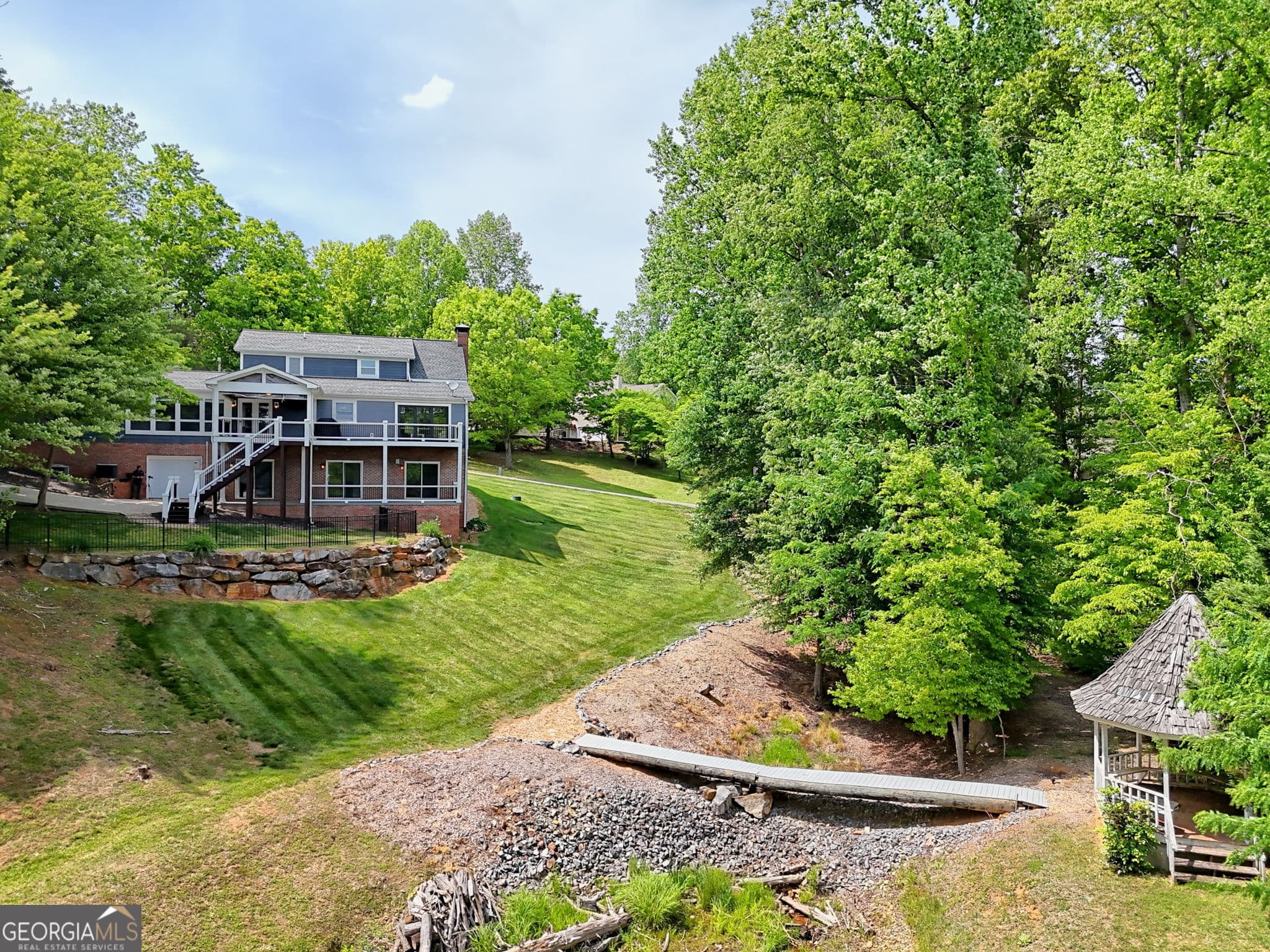 4 bedroom, 3.5 bathroom single family residence for sale at 520 Long View Drive, Hiawassee, GA 30546 — photo 6